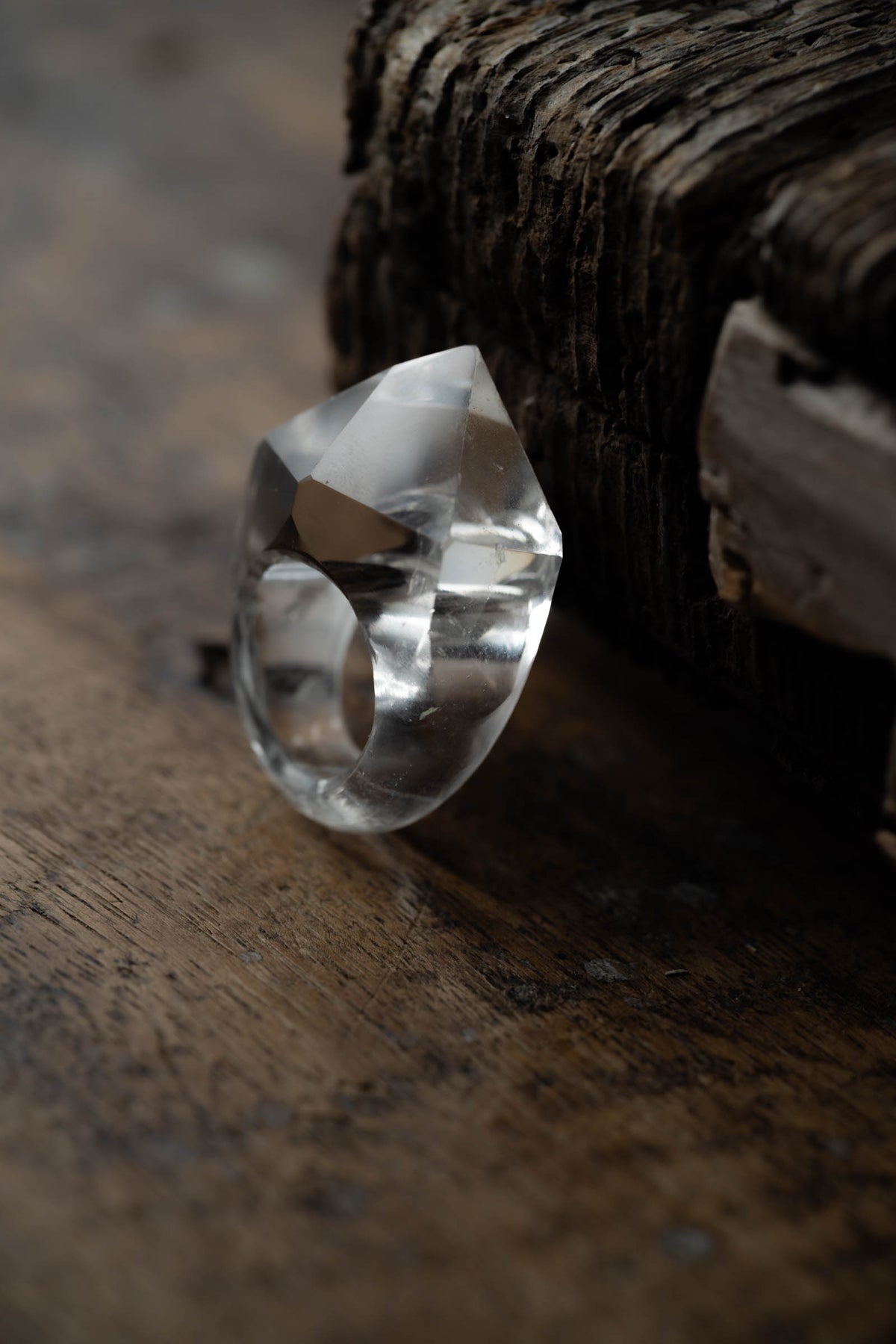 crystal ring (point)