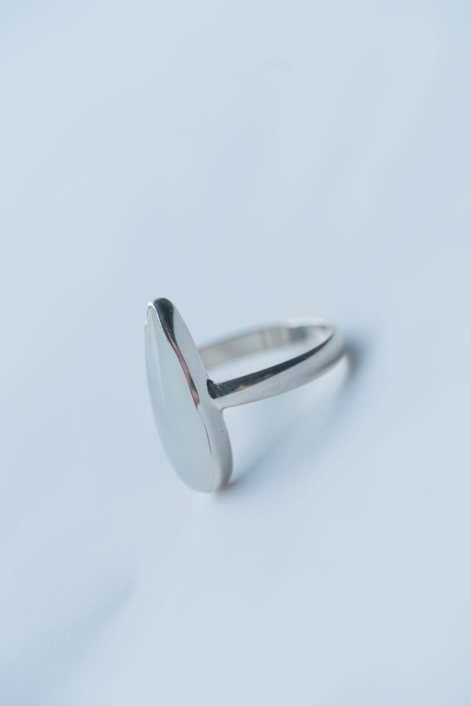 silver ring 3mm flat band moonstone drop