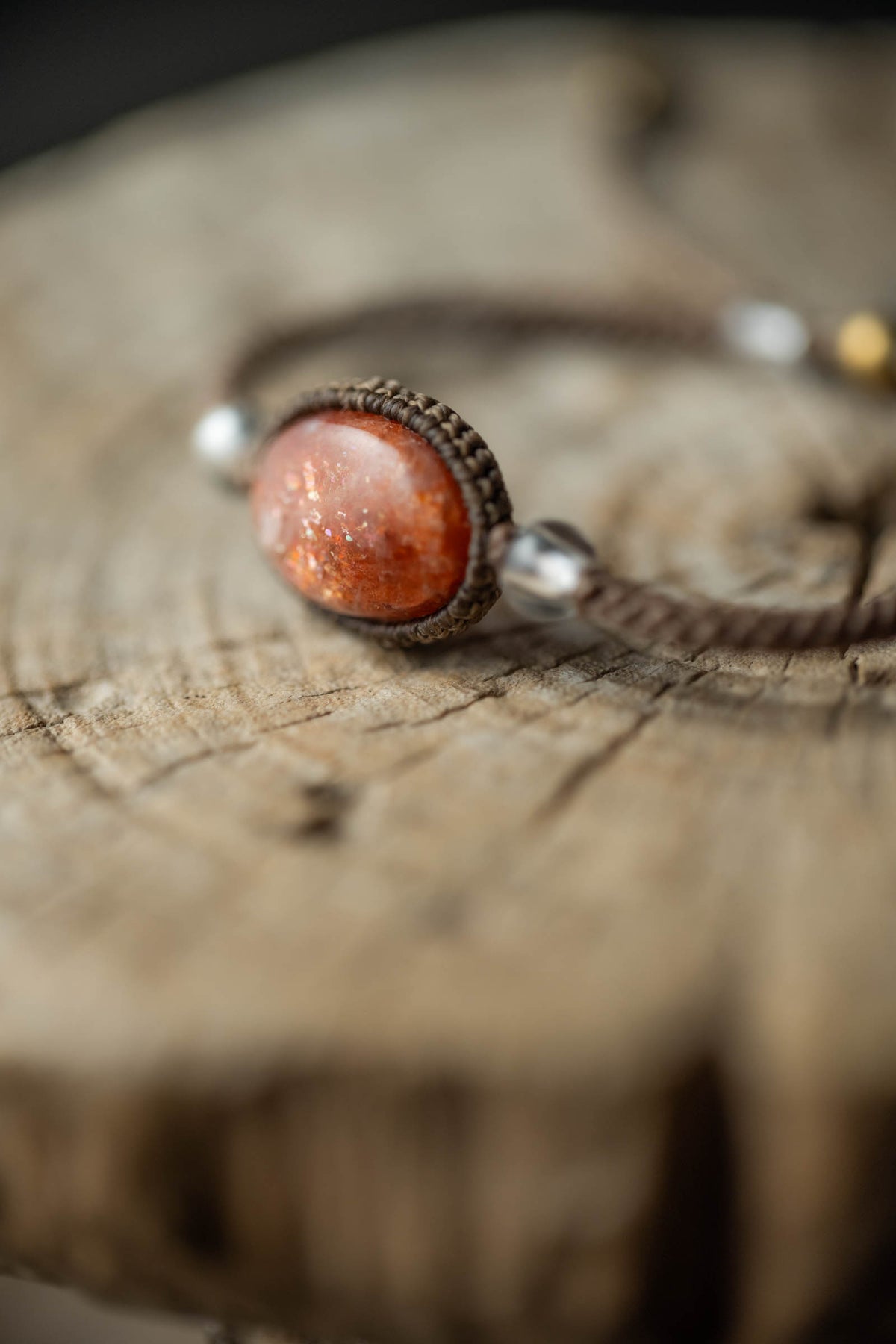 macrame bracelet (sunstone)