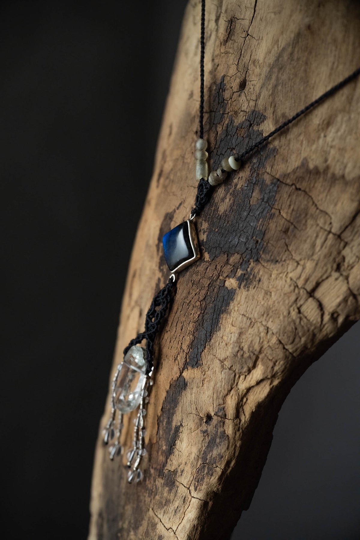 macrame necklace ( silver top labradorite) + ( quartz )