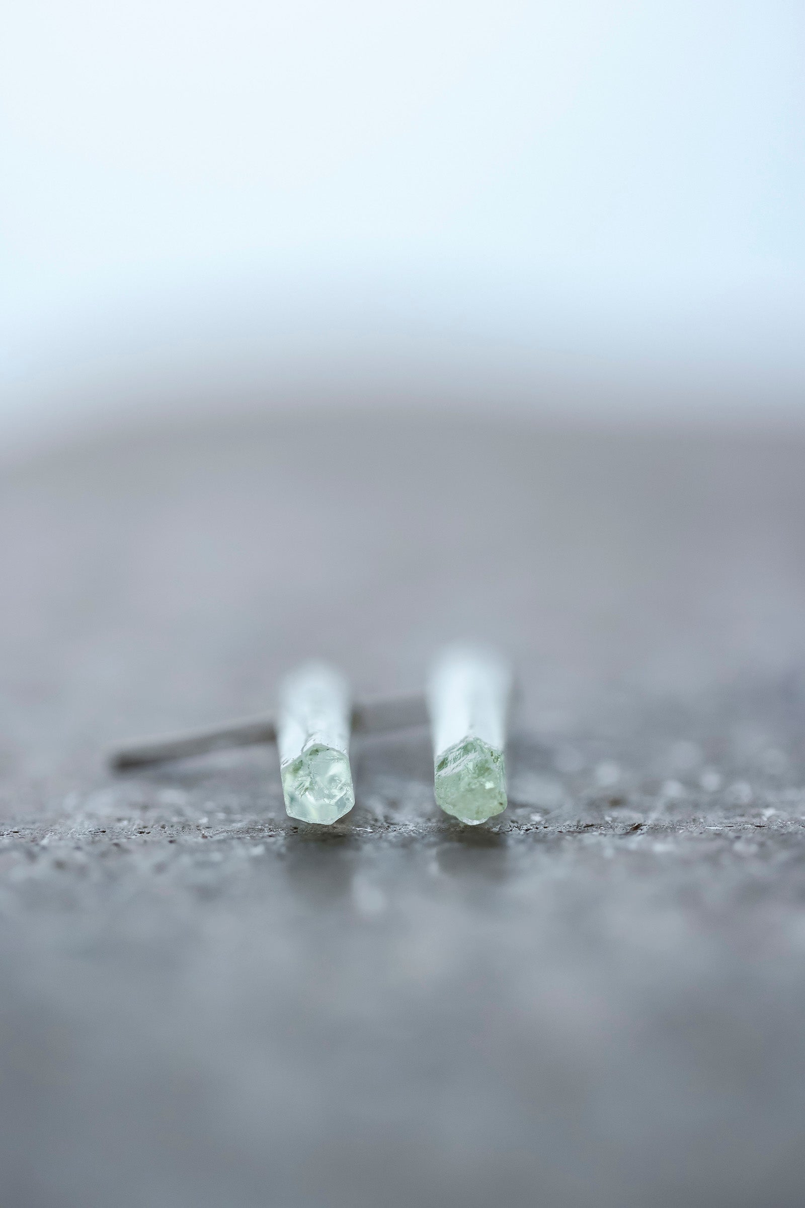 18K aquamarine rough stone earring (pair)