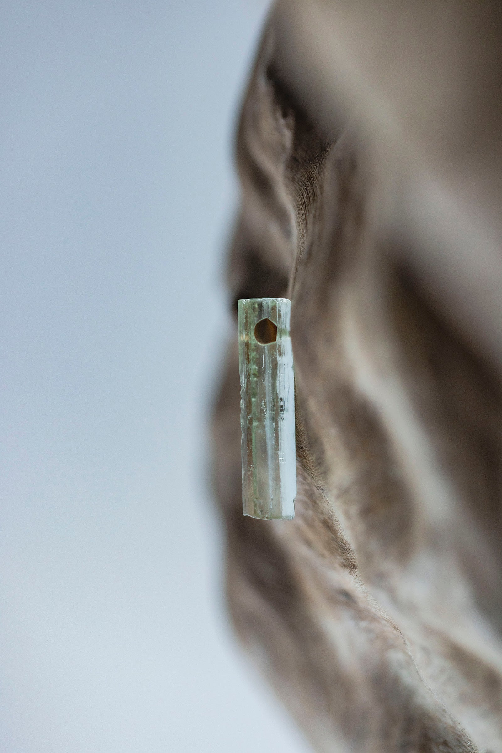 18K aquamarine rough stone earring (pair)