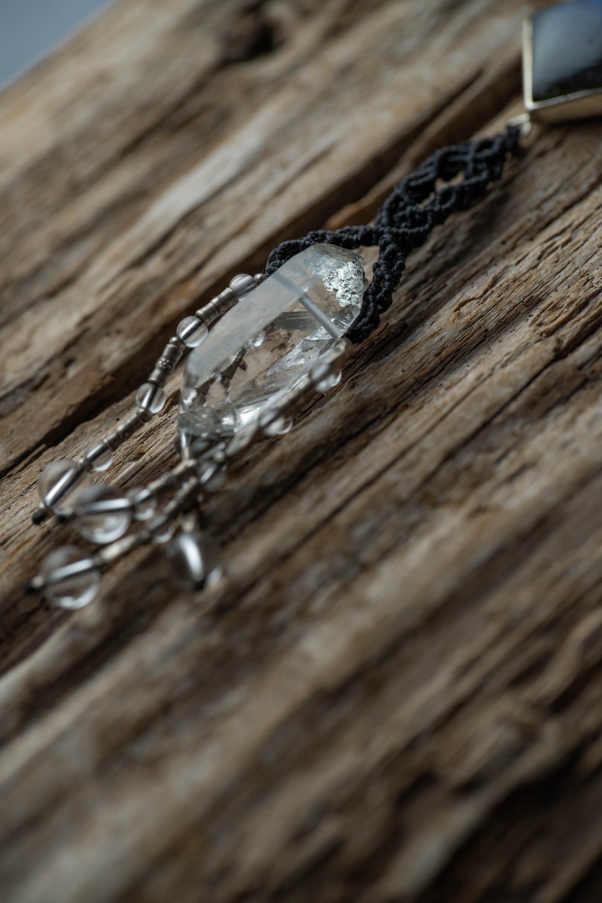 macrame necklace ( silver top labradorite) + ( quartz )