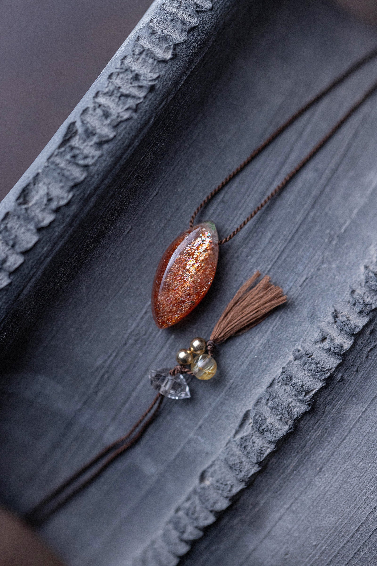 silk cord necklace (sunstone)