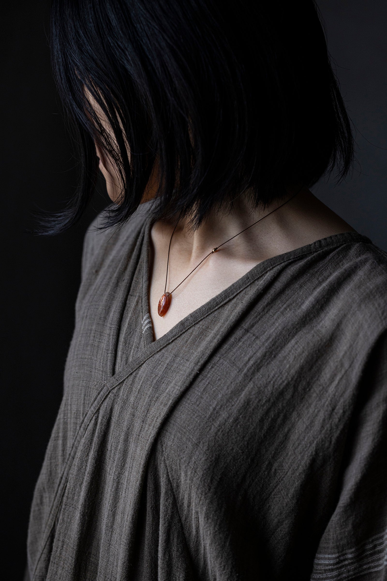 silk cord necklace (sunstone)