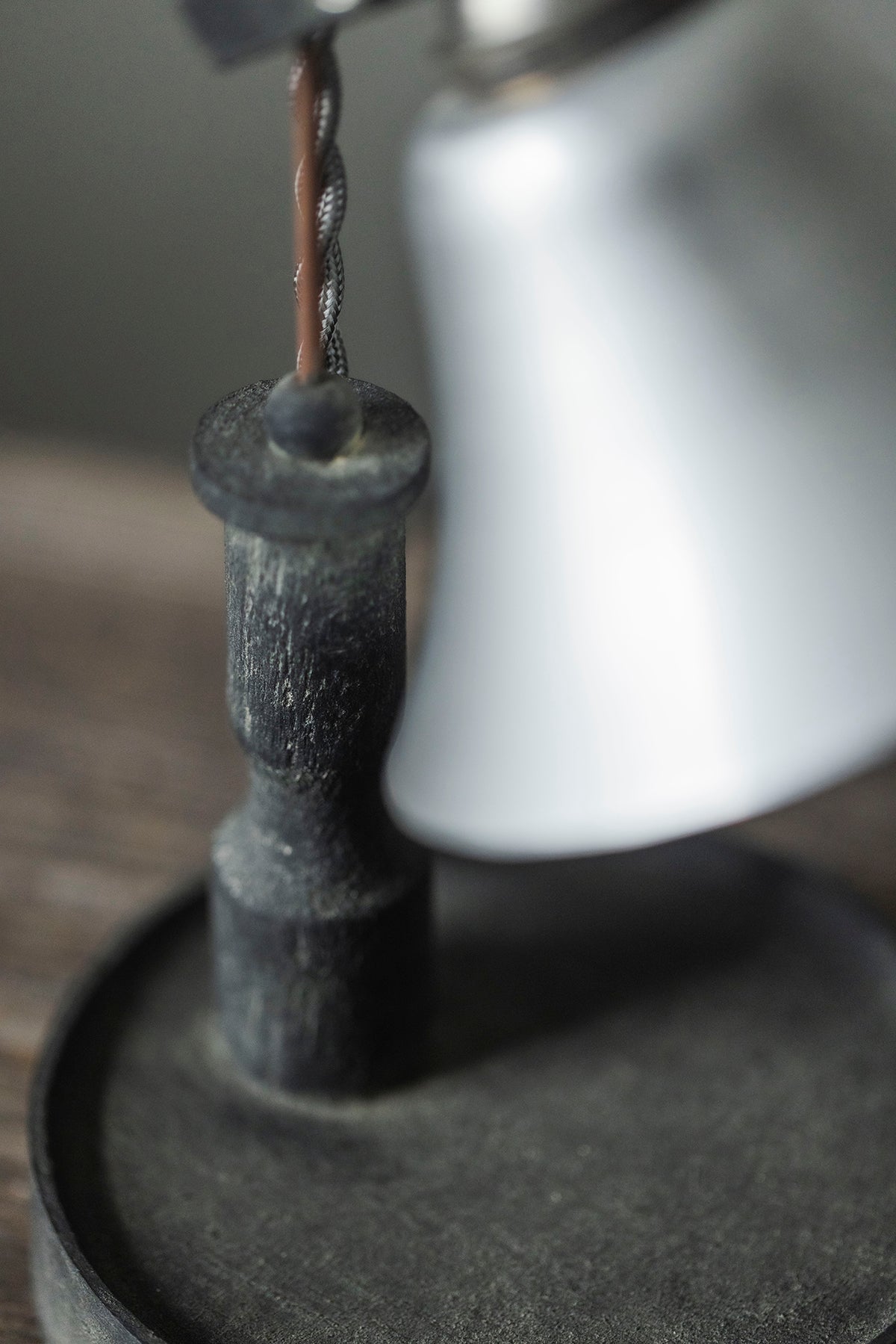 chikuni Letter Lamp (Black) 03