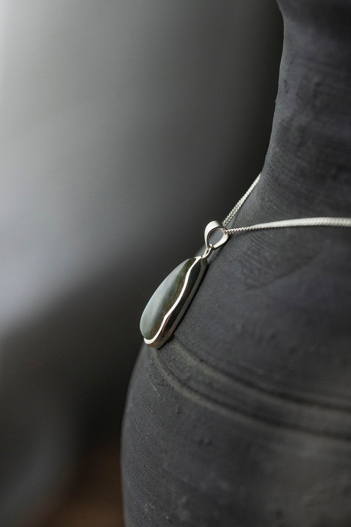 silver necklace ( labradorite )