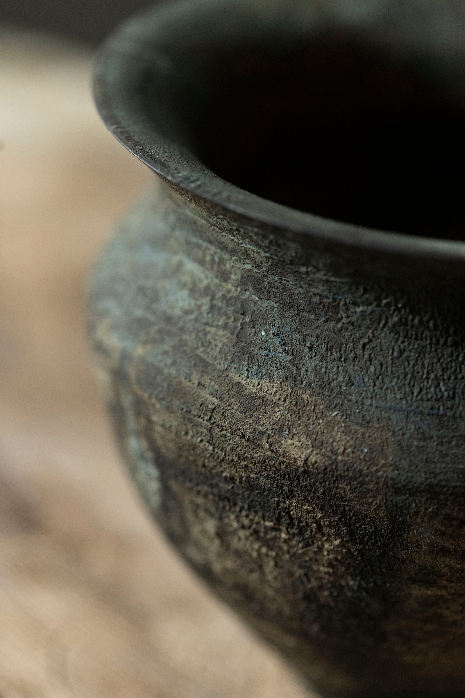 督田昌巳 壺 523