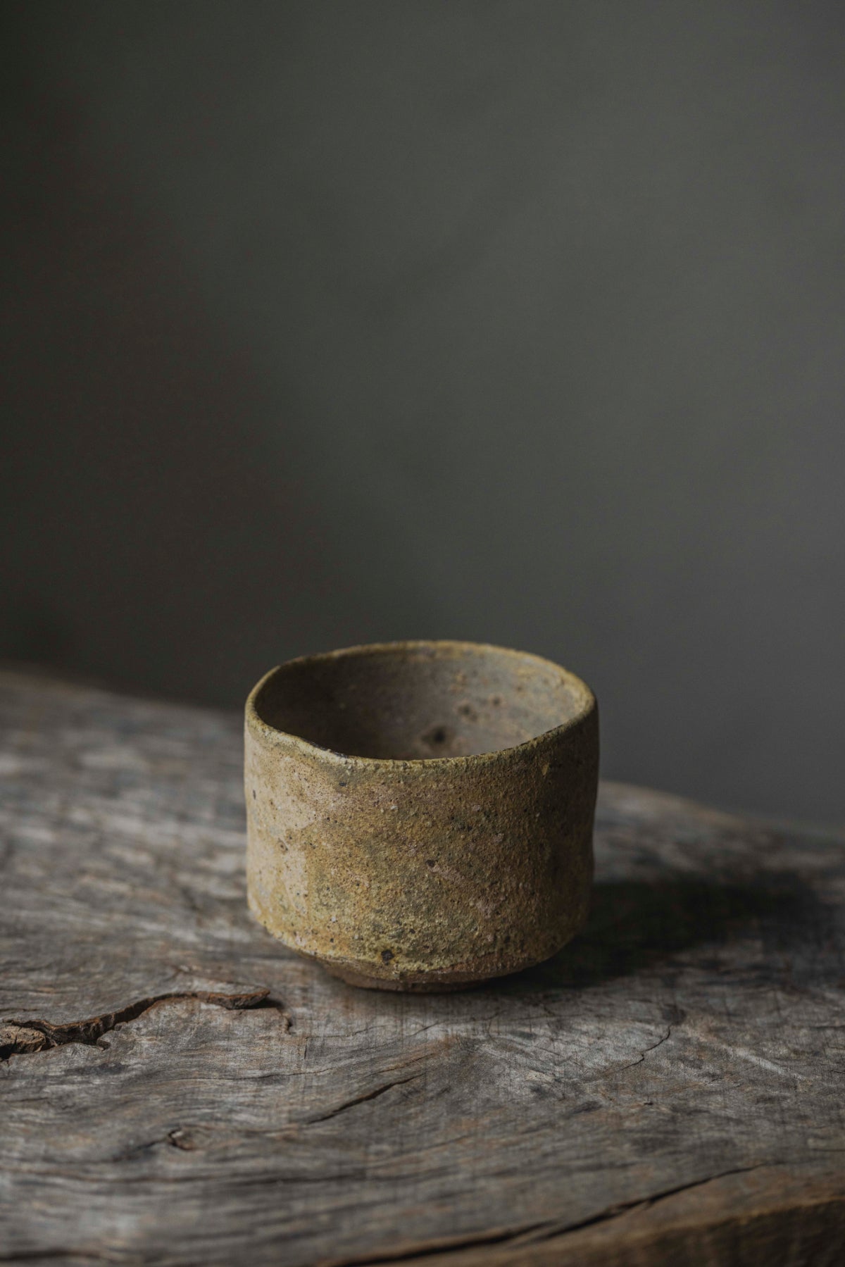 Shimizu Shiro, Horai clay low-temperature ash-glazed tea bowl 92
