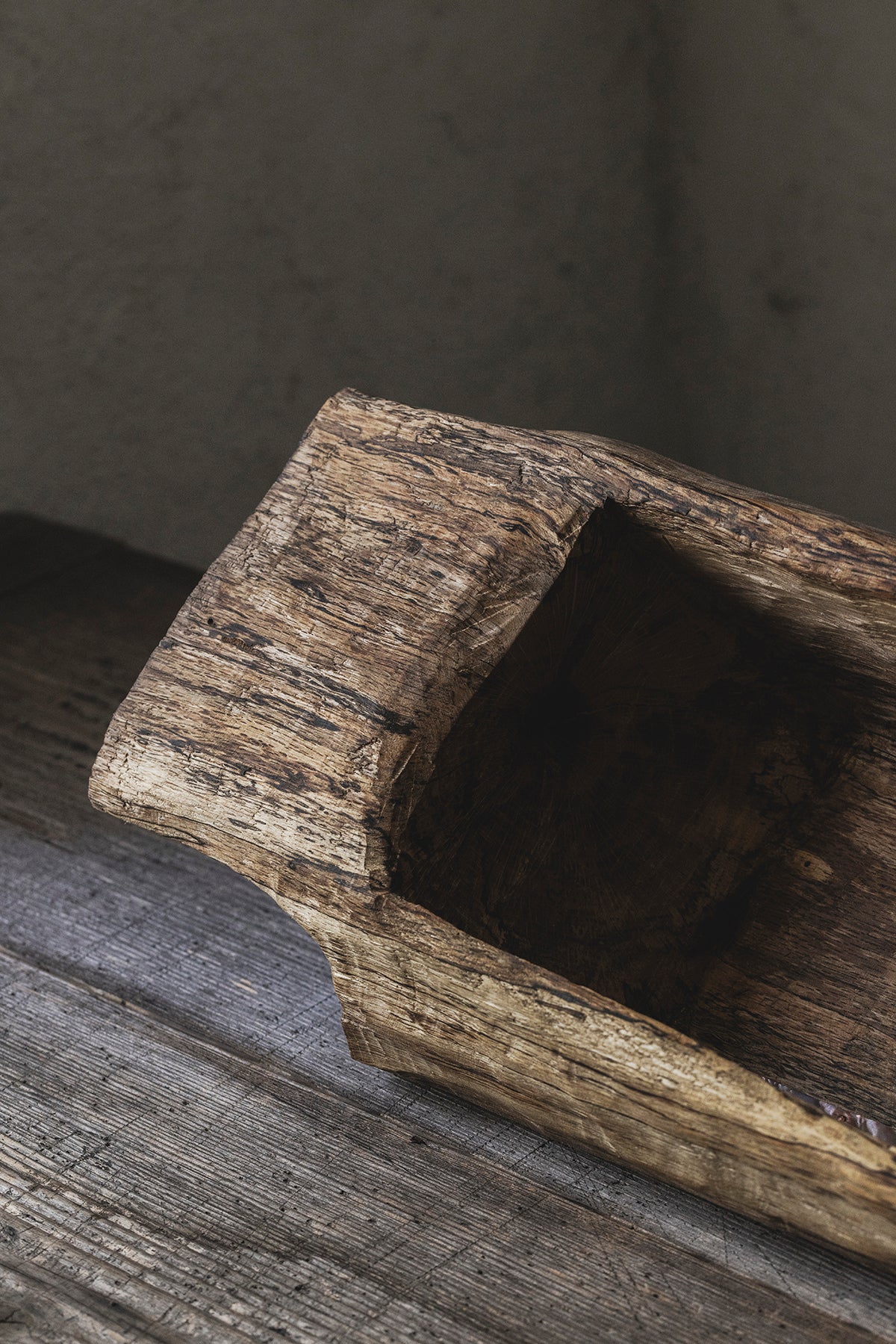 Oak 37 Food Basket