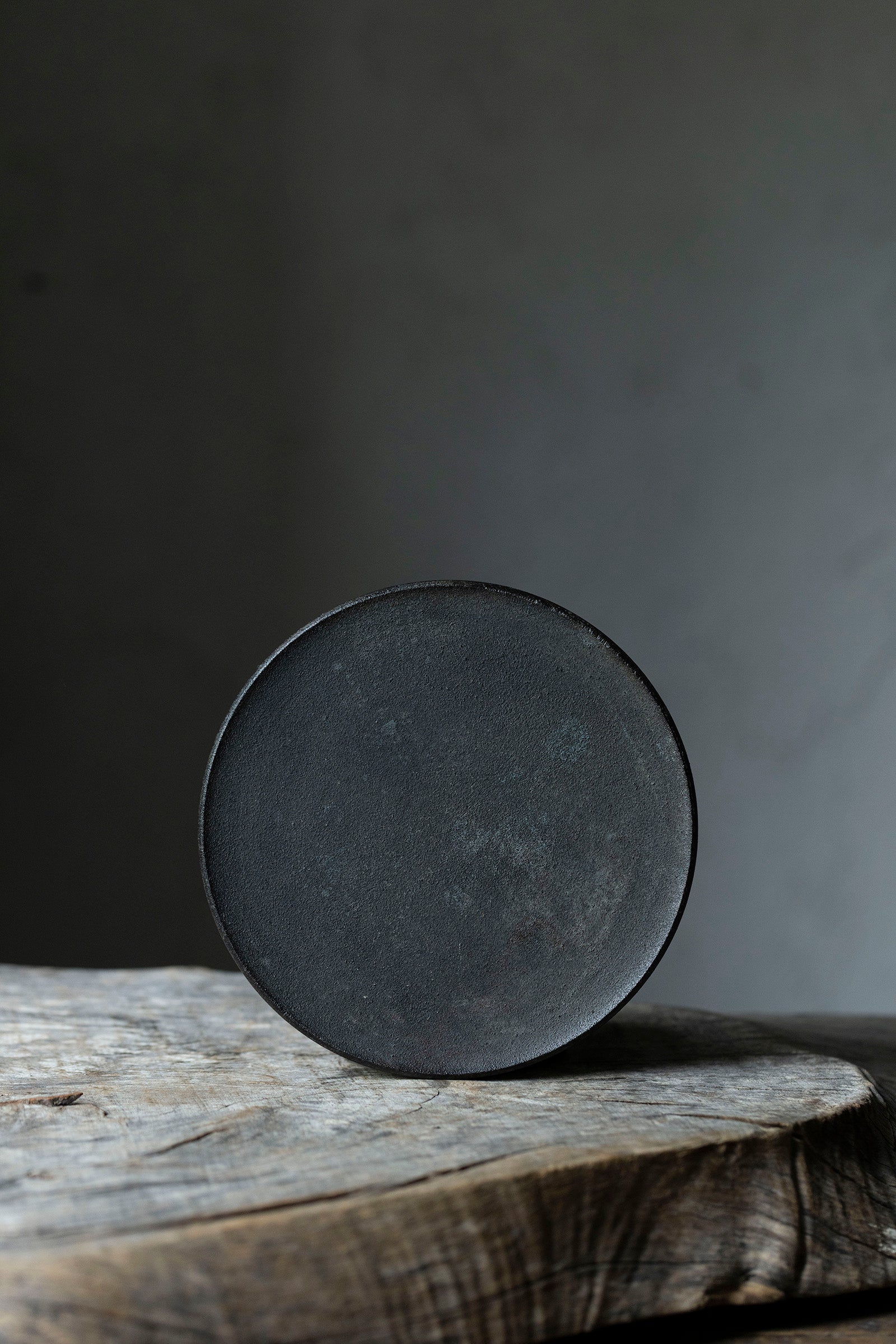 督田昌巳 平皿 499-1