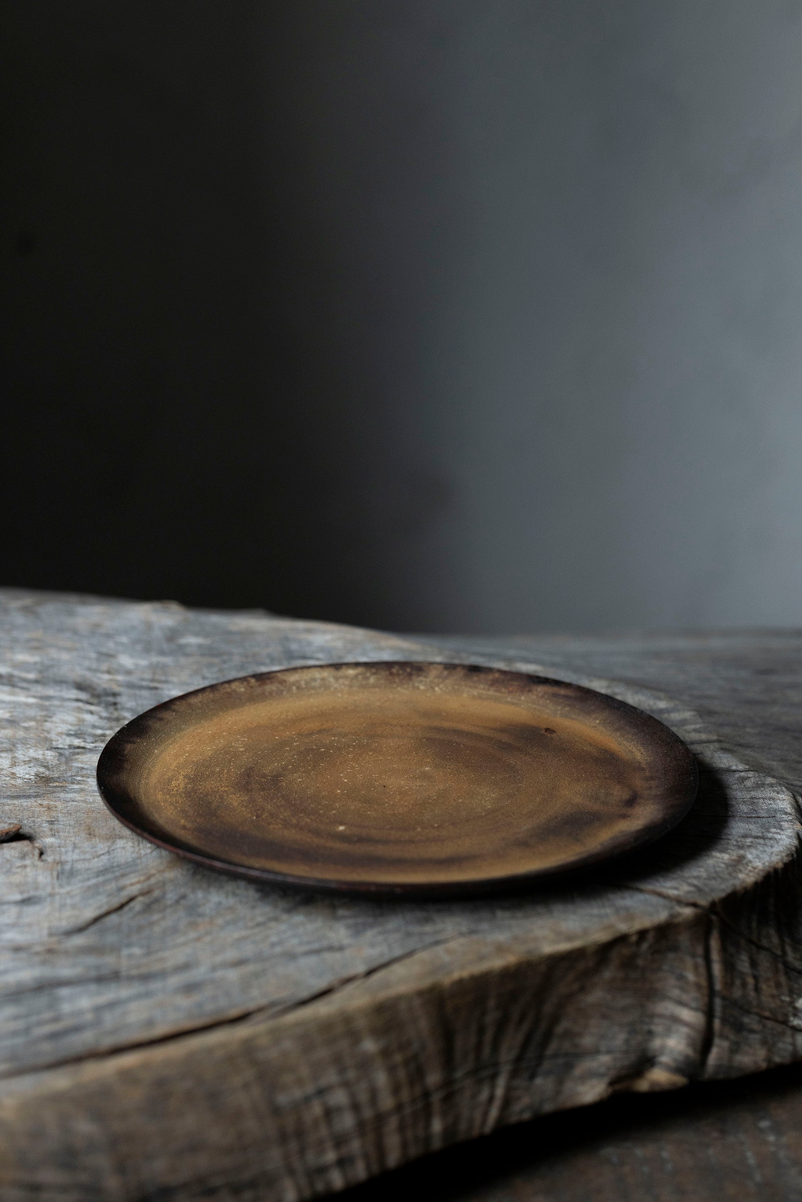 督田昌巳 平皿 572