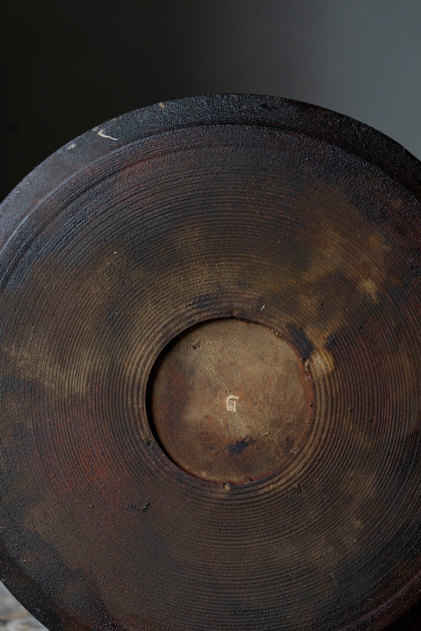 督田昌巳 平皿 572