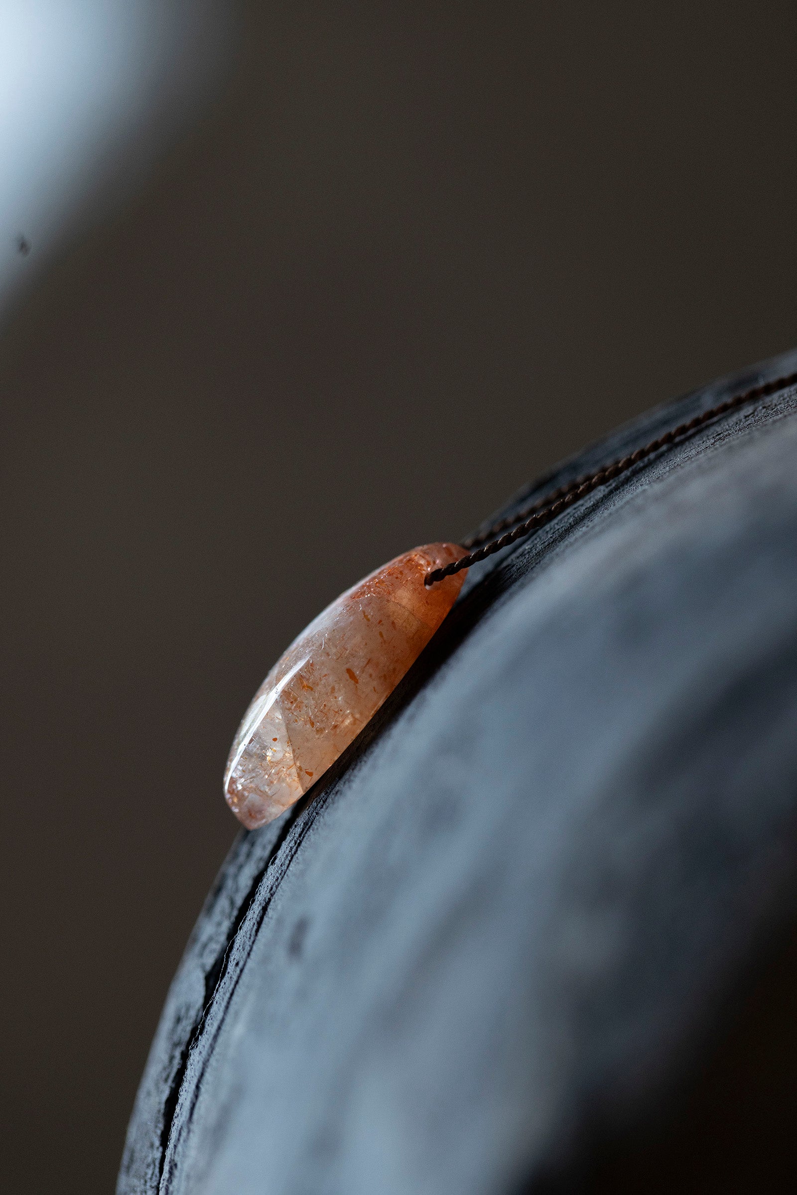 silk cord necklace (sunstone)