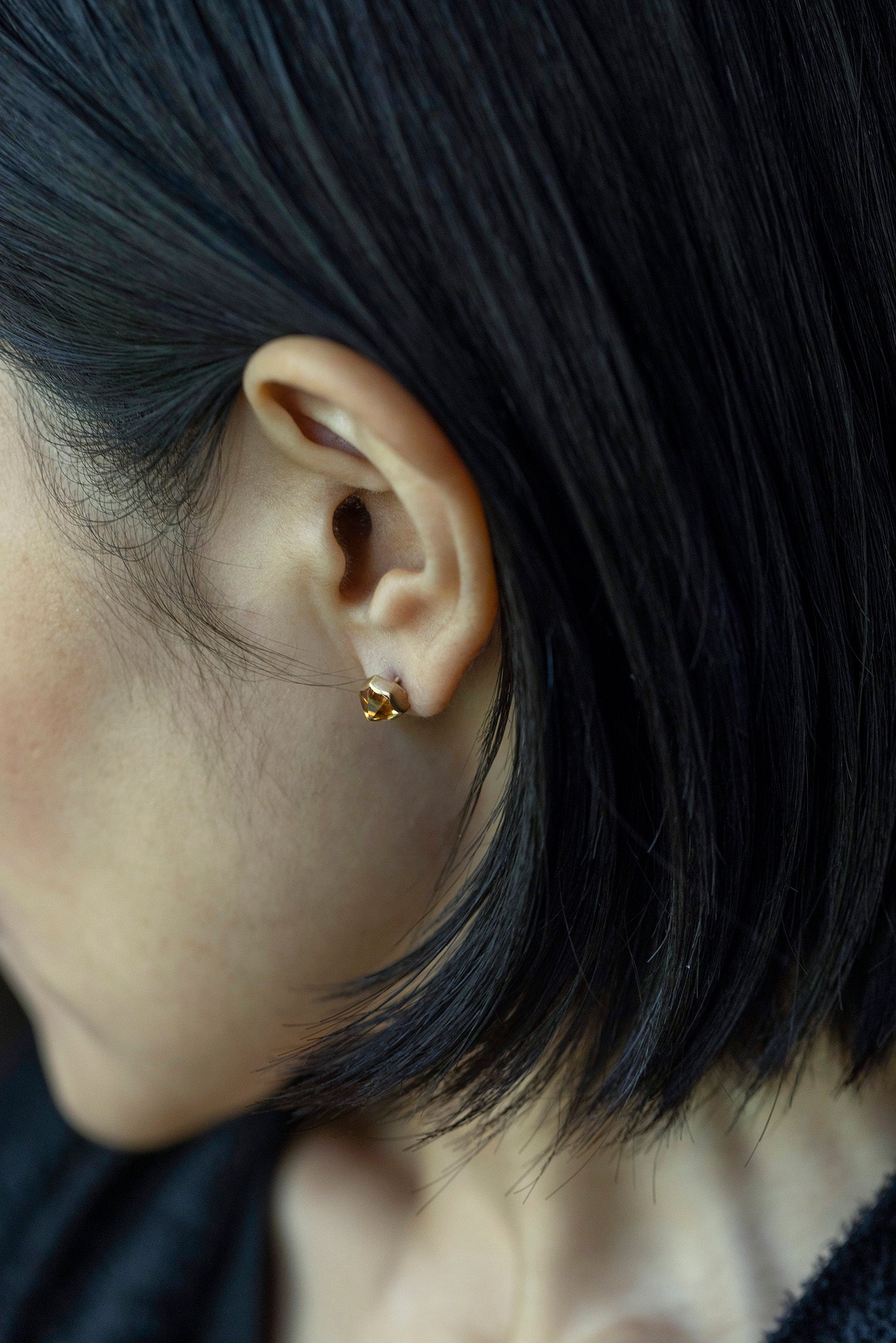 18K hexagon earrings (pair)