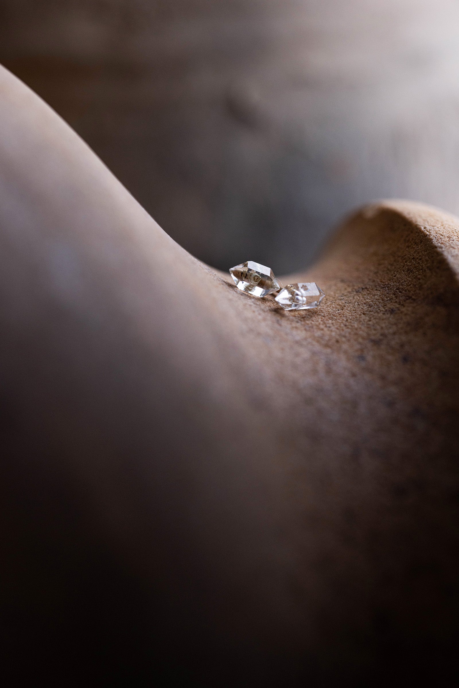 18K herkimer quartz rough stone earrings (pair)