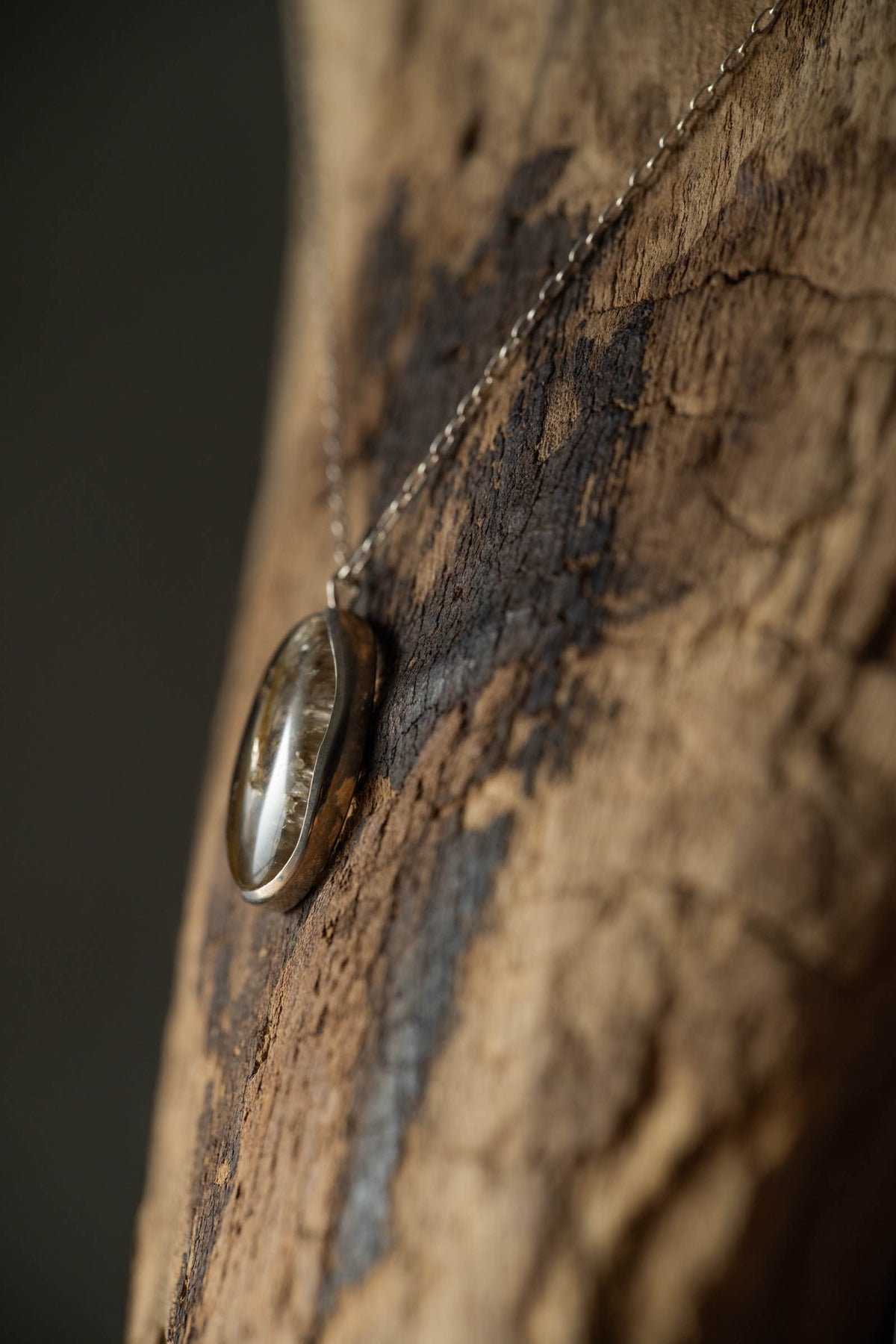 silver necklace silver top ( rutile quartz )