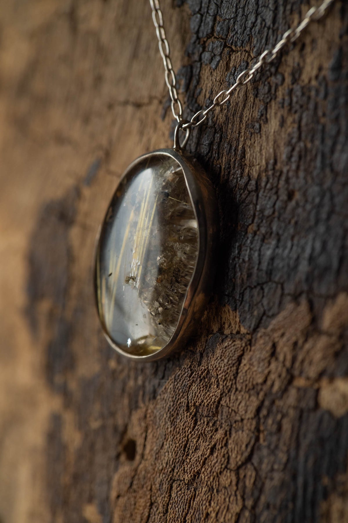 silver necklace silver top ( rutile quartz )