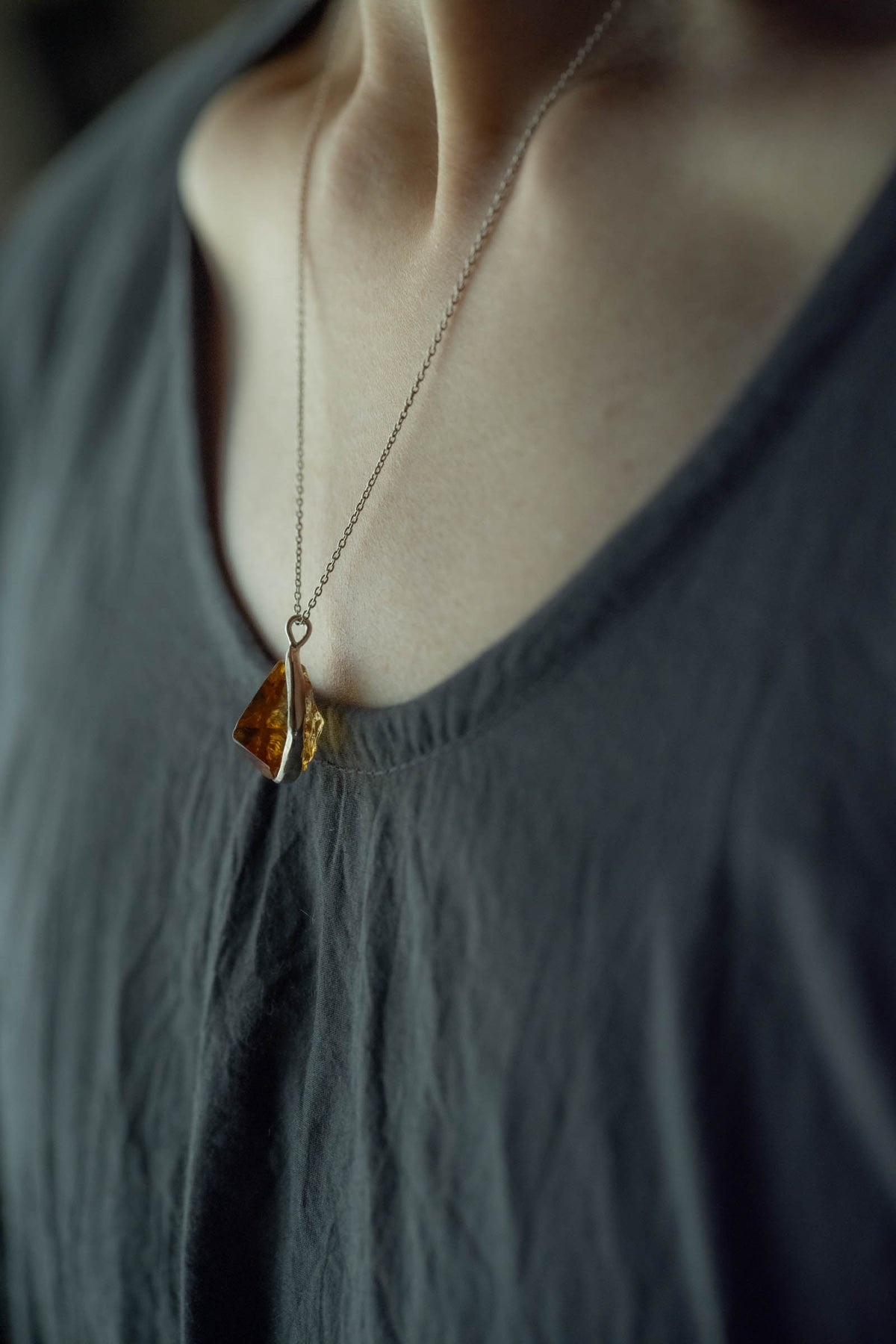 silver necklace silver top ( citrine )