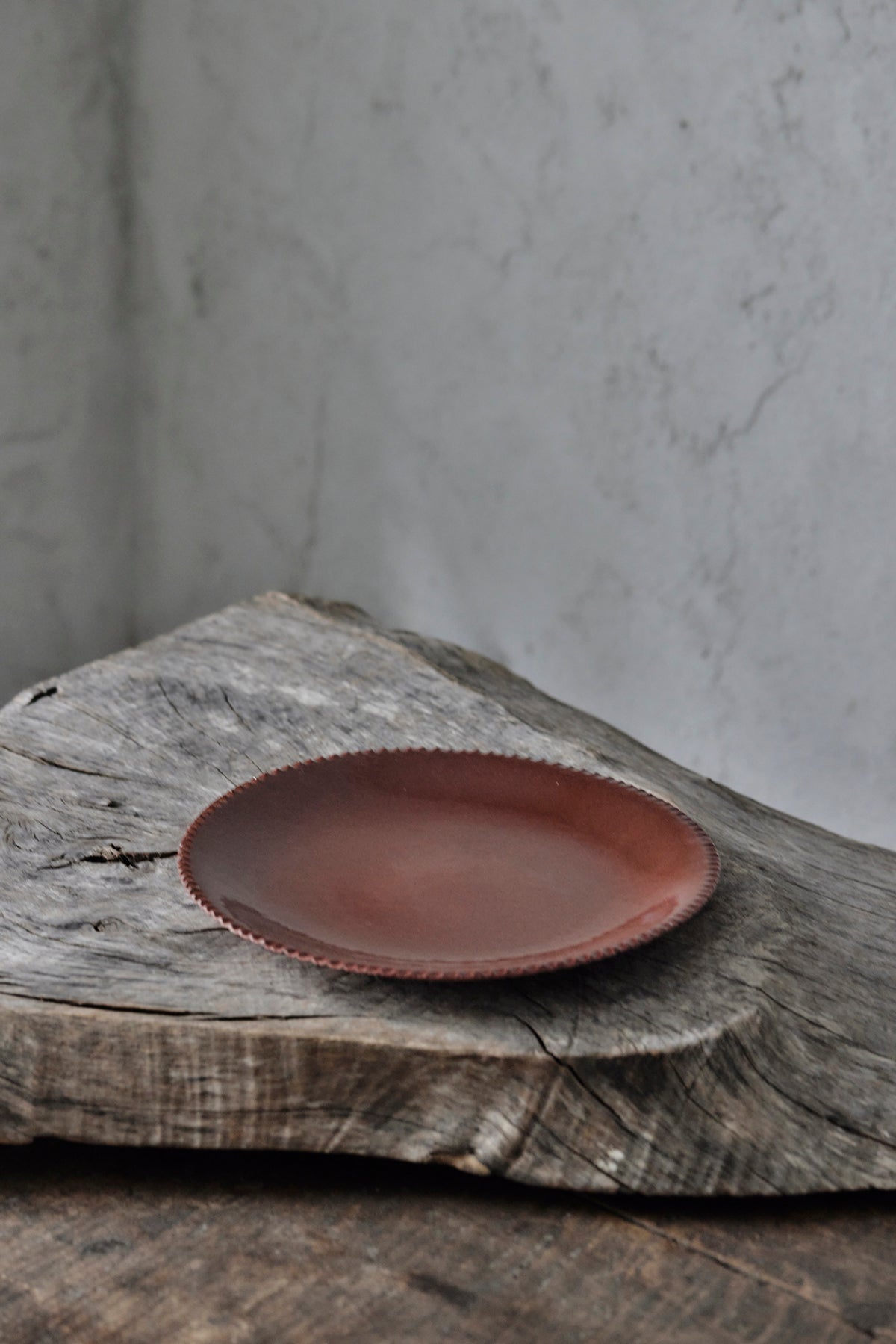 山田洋次 軟陶レッド 丸皿 大 Y14-3