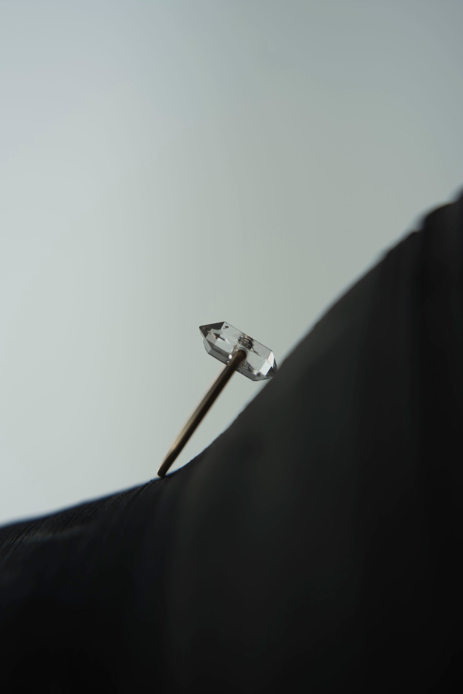 18K 1mm herkimer quartz rough stone ring