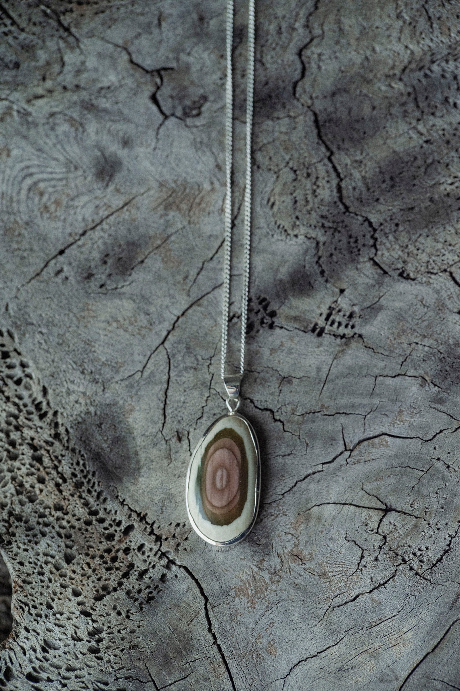 silver necklace Jasper