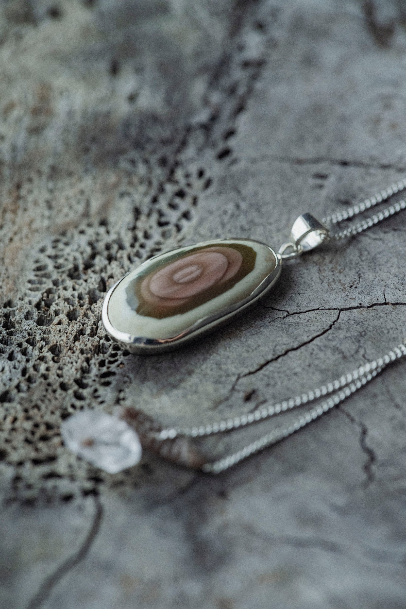 silver necklace Jasper