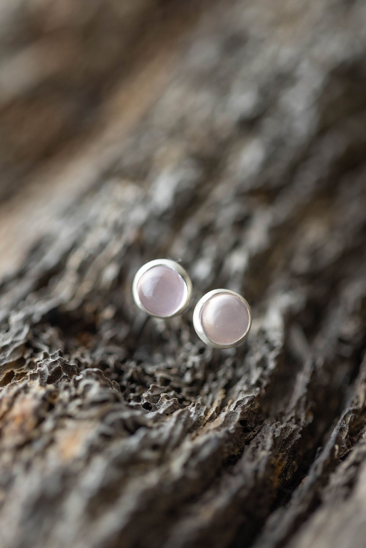 silver rose quartz round earrings (pair)