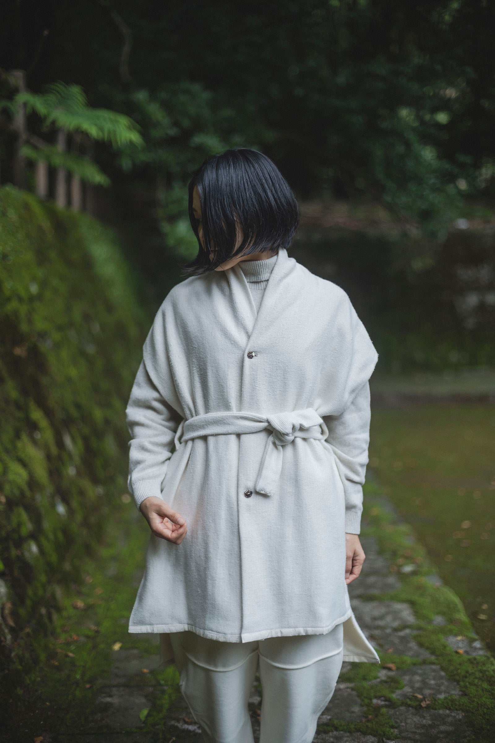 居相 百八十一 白百合手紡木綿羽織