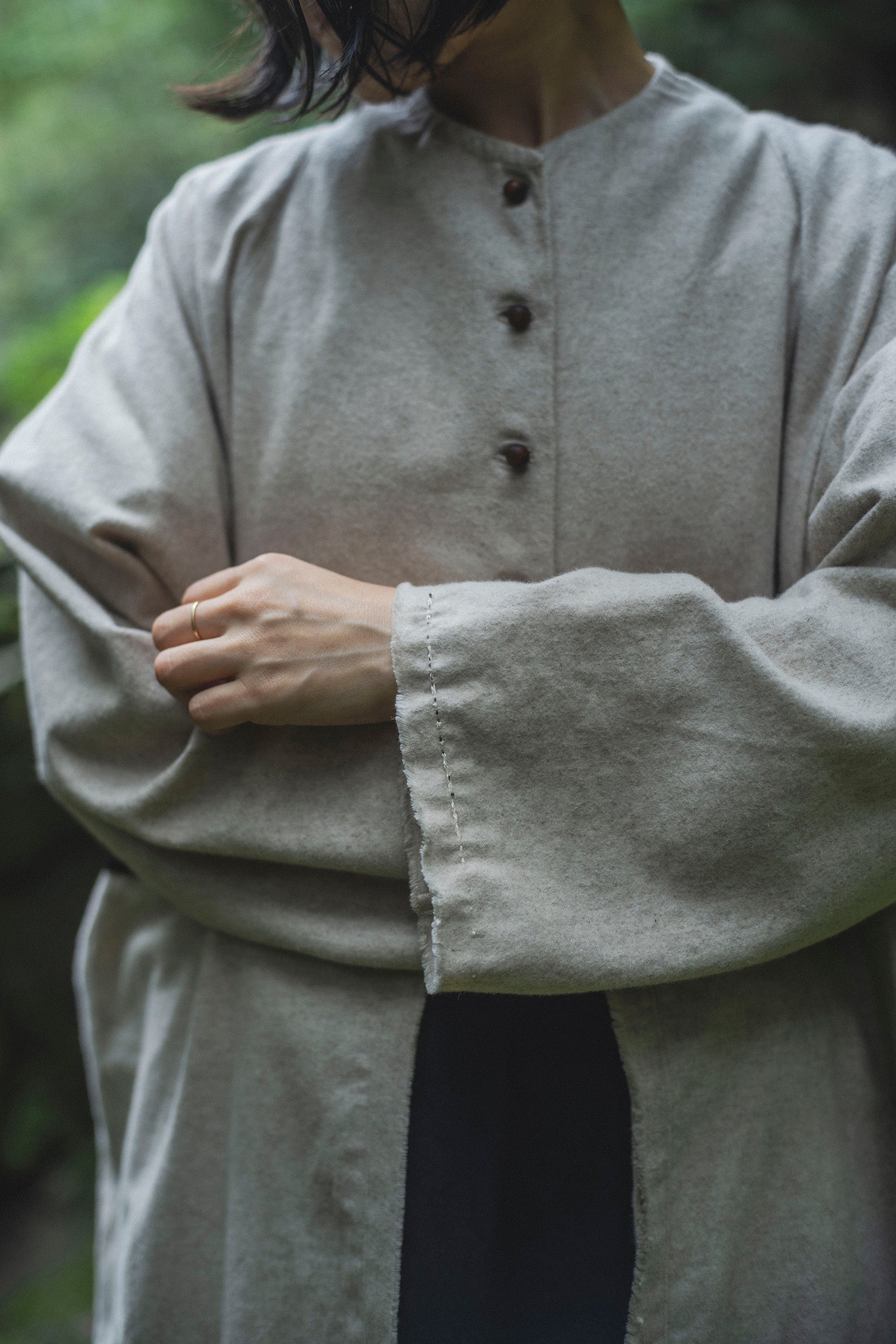 居相 百九十七 白茶綿麻襞寄上衣