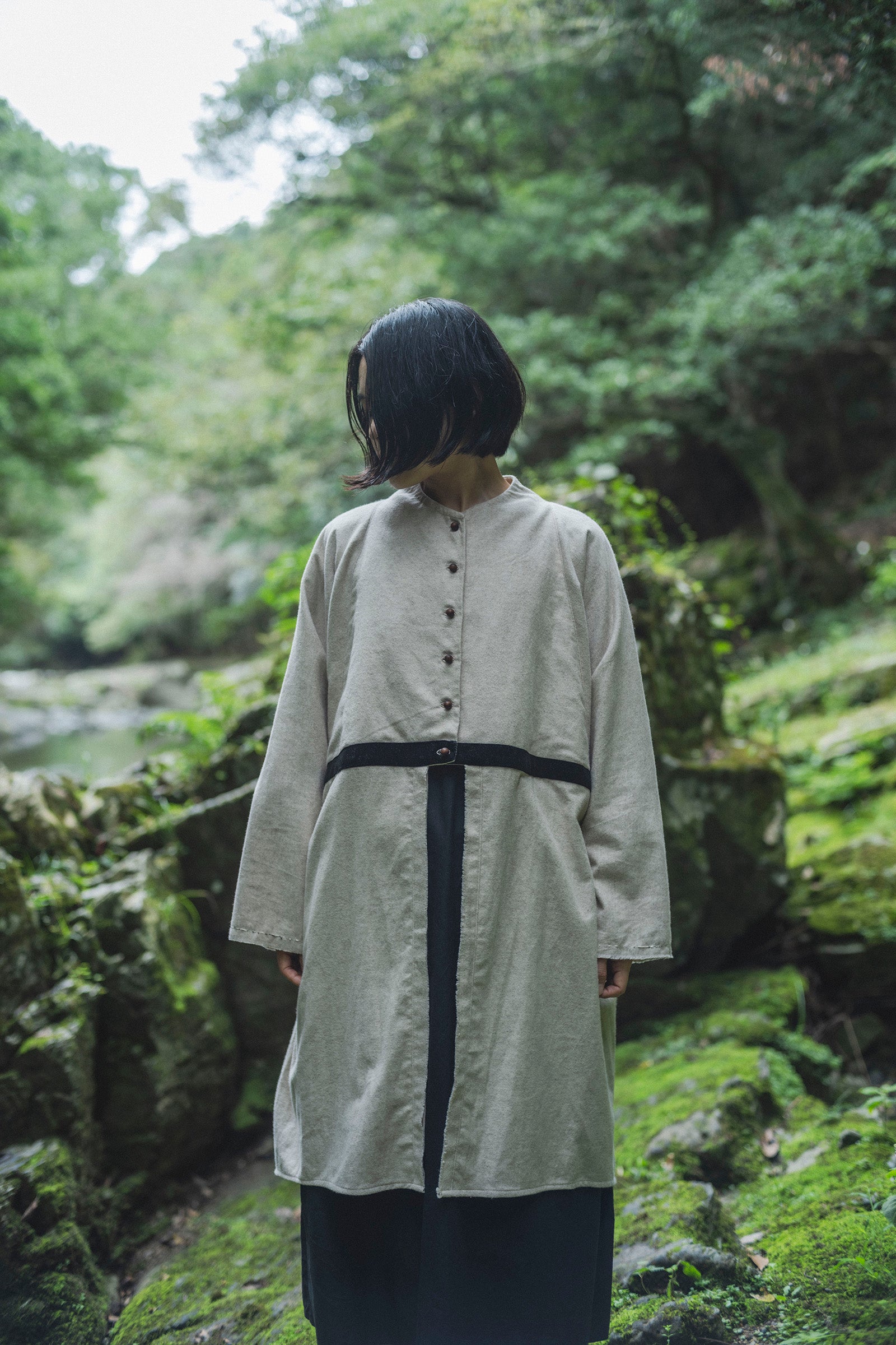 居相 百九十七 白茶綿麻襞寄上衣