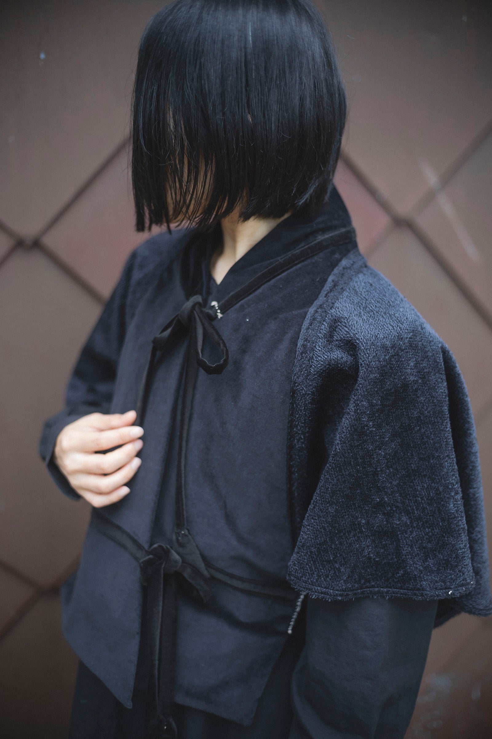 居相 百五十九 黒天鵞絨房飾外套