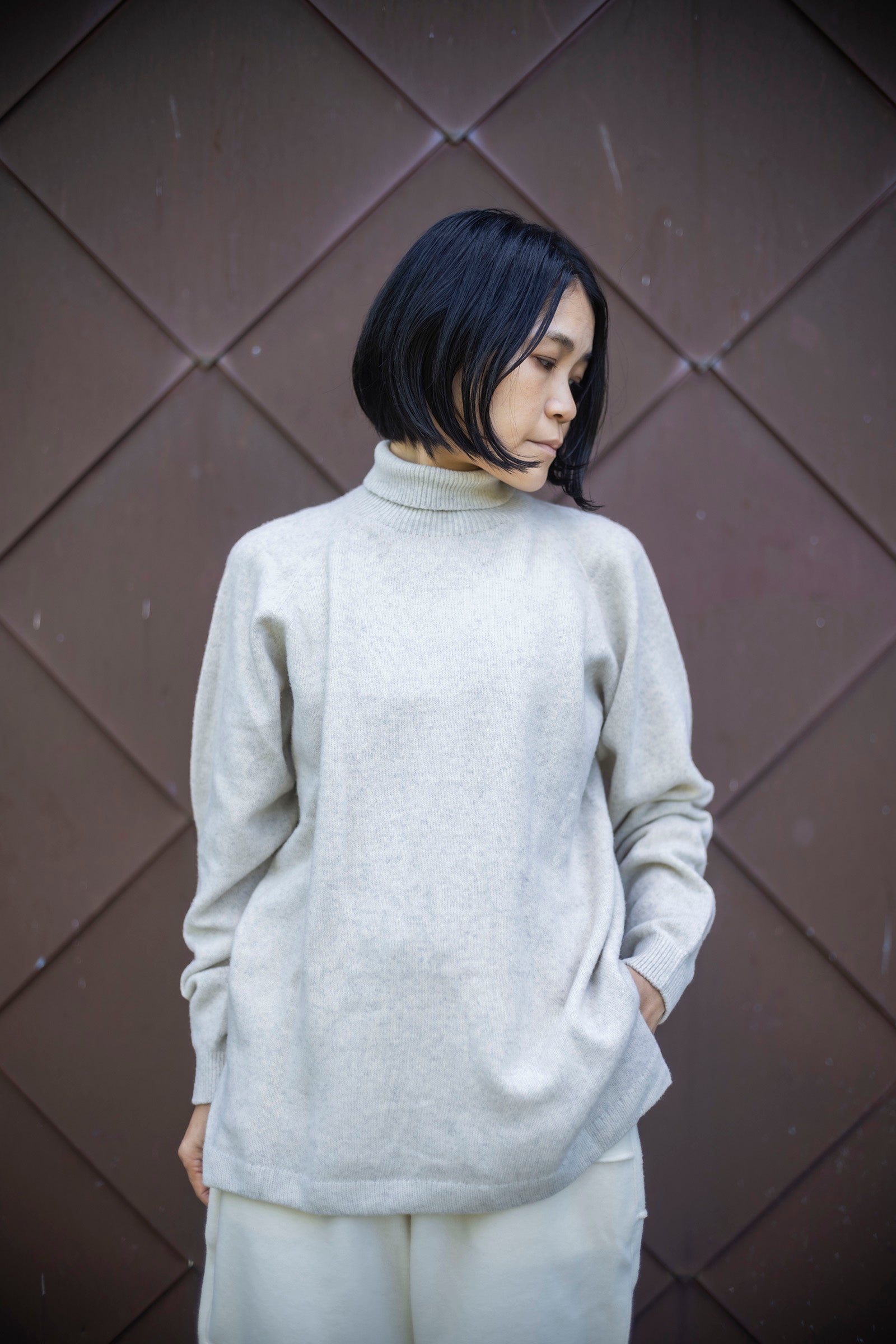 MITTAN KN-34 ウルグアイウールタートルセーター