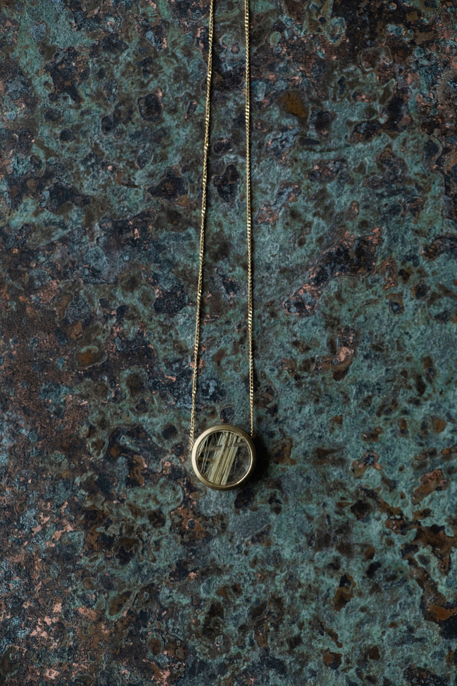 18K necklace 18K round ( rutilated quartz )
