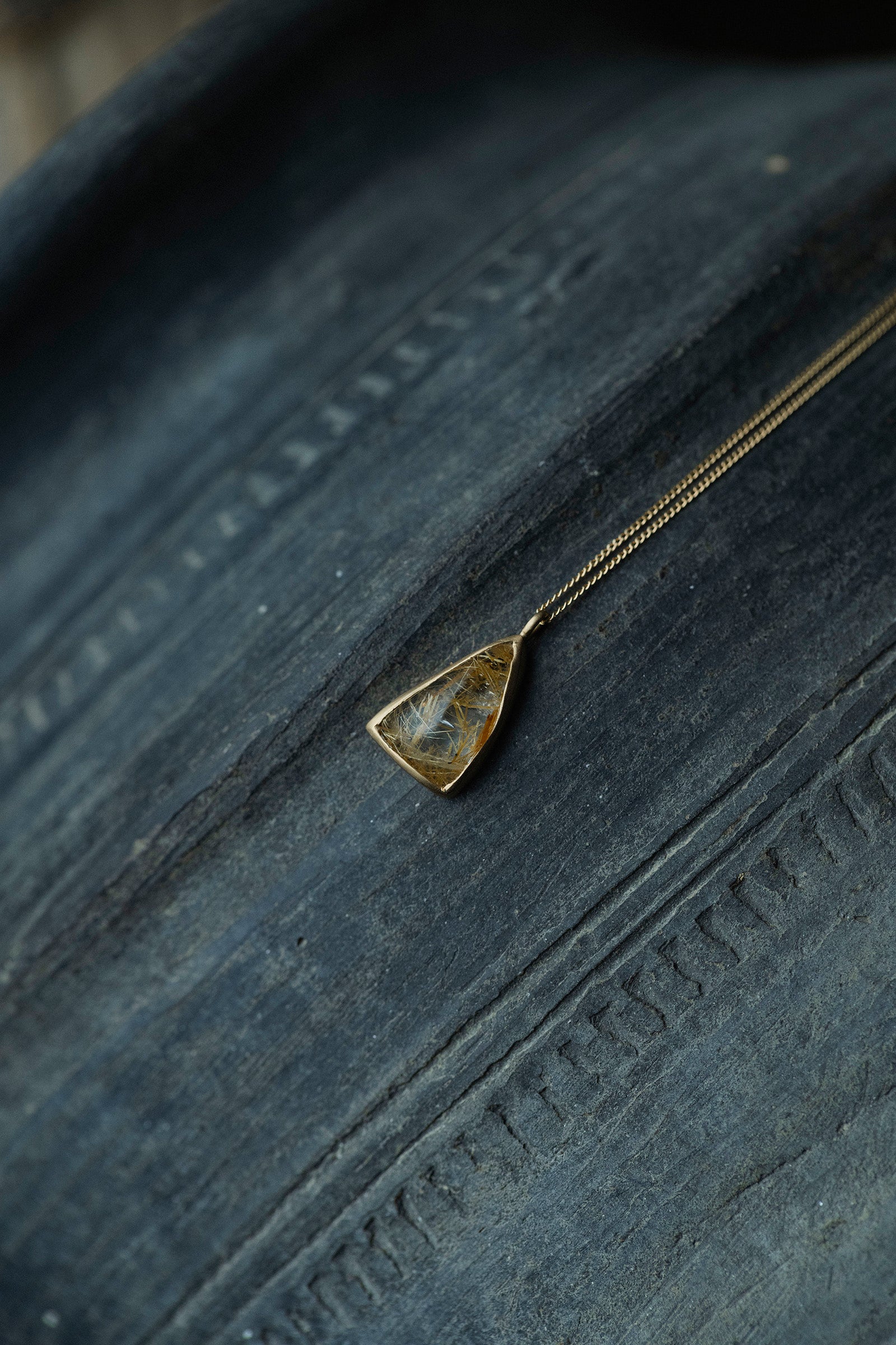 18K necklace ( 18K rutile quartz )