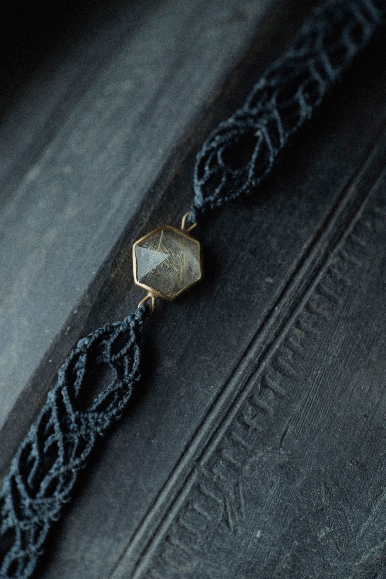 18K hexagon macrame bracelet (rutilated quartz)