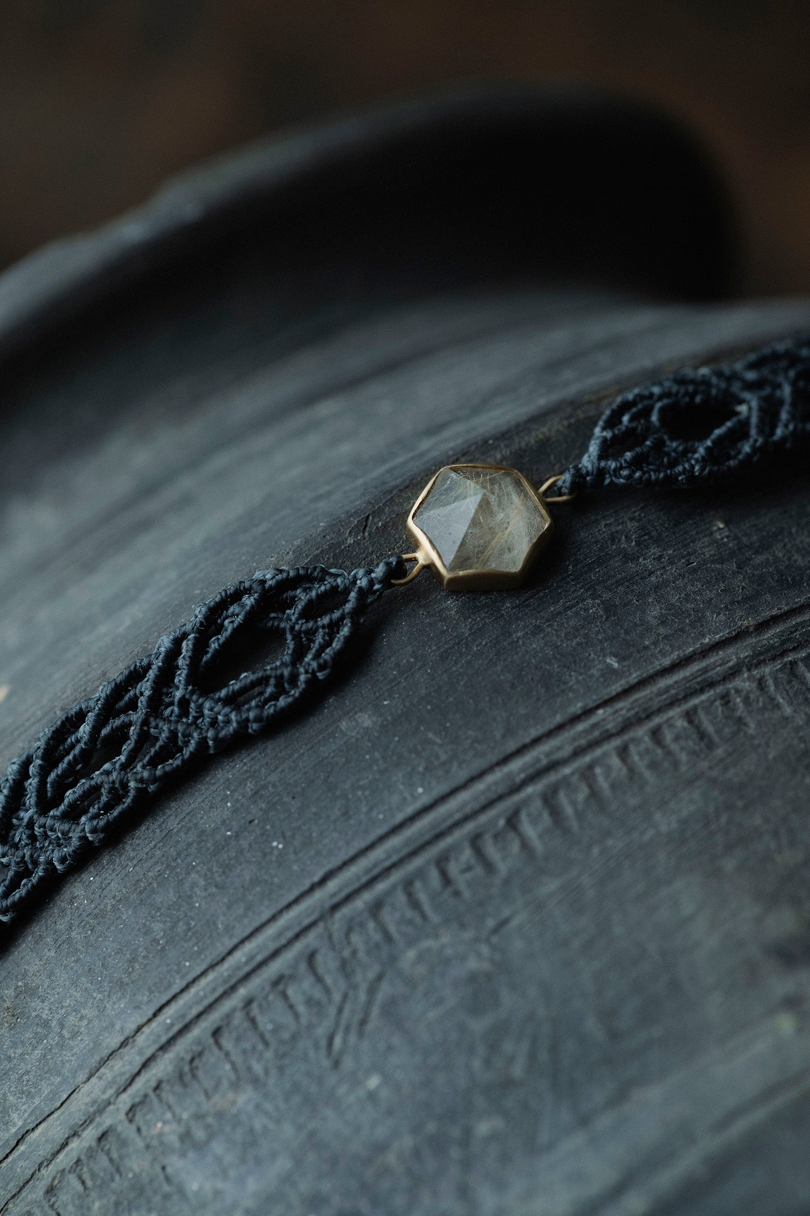 18K hexagon macrame bracelet (rutilated quartz)
