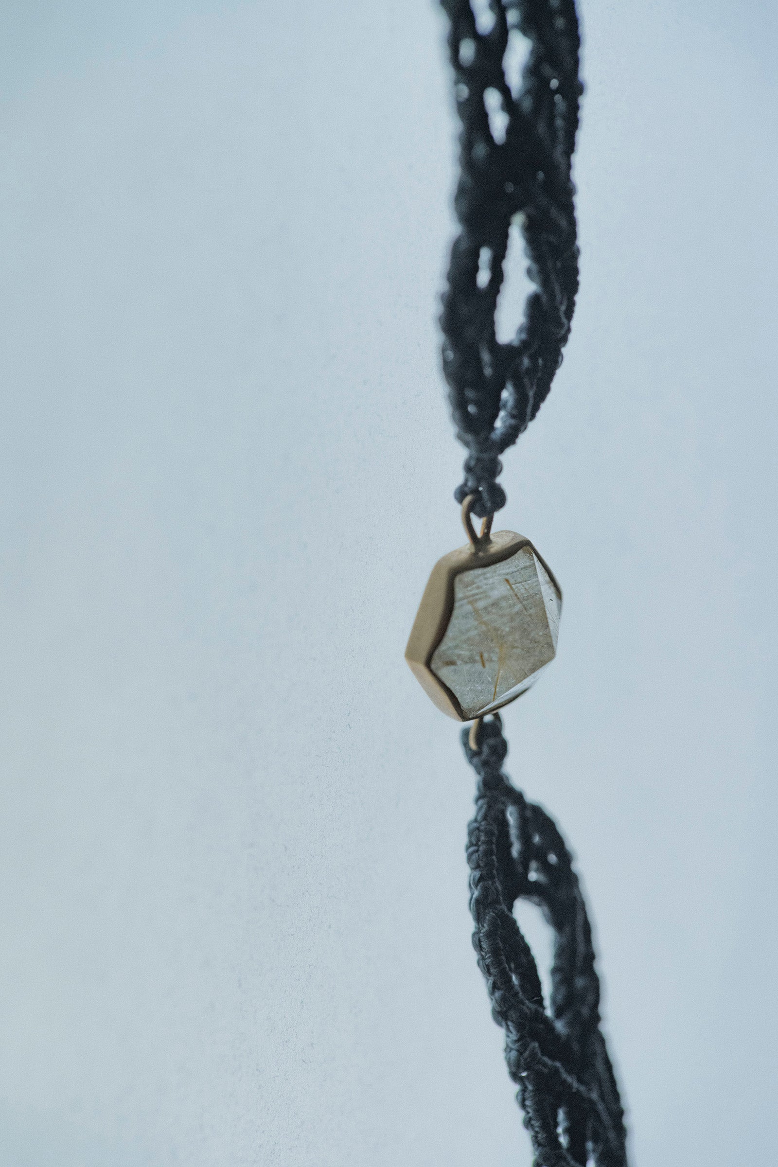 18K hexagon macrame bracelet (rutilated quartz)
