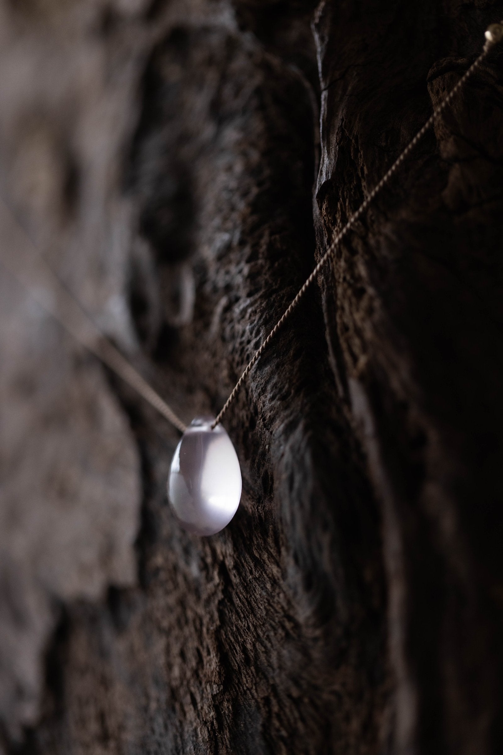 silk cord necklace ( Rose quartz )