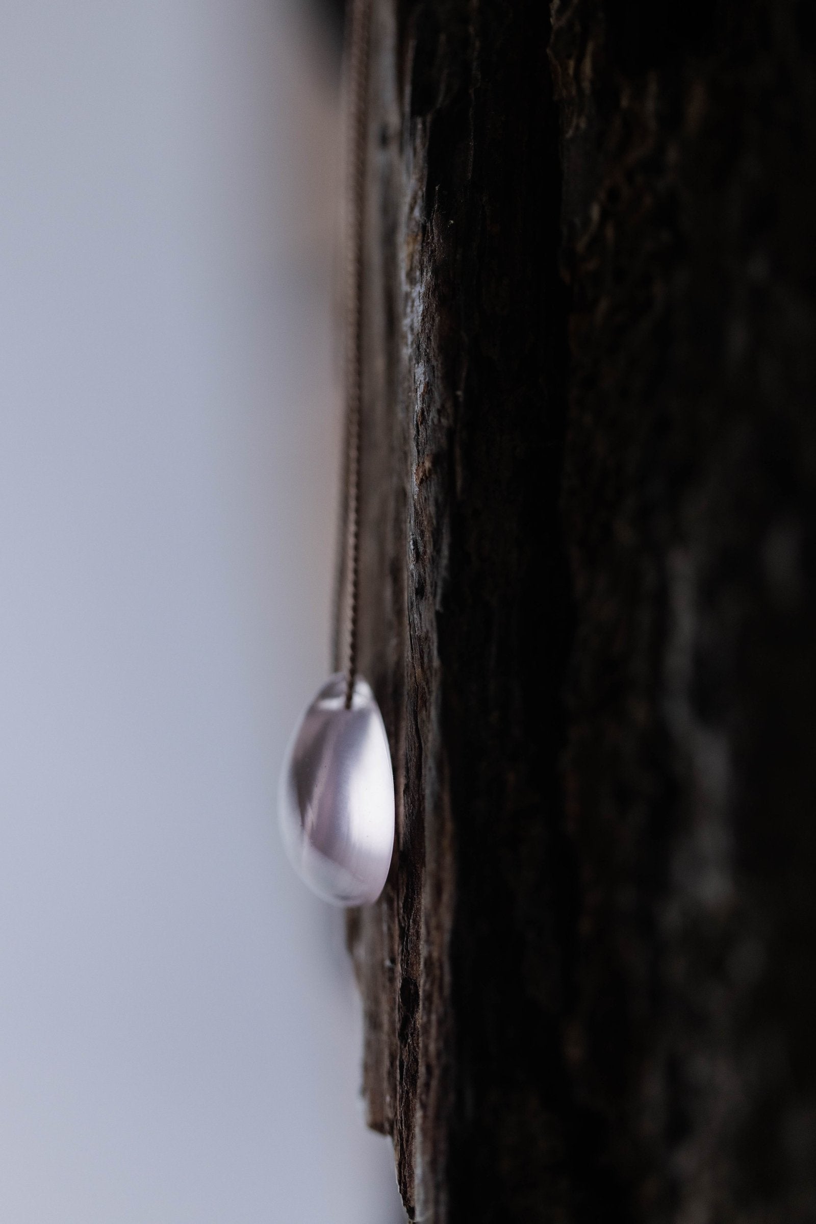 silk cord necklace ( Rose quartz )