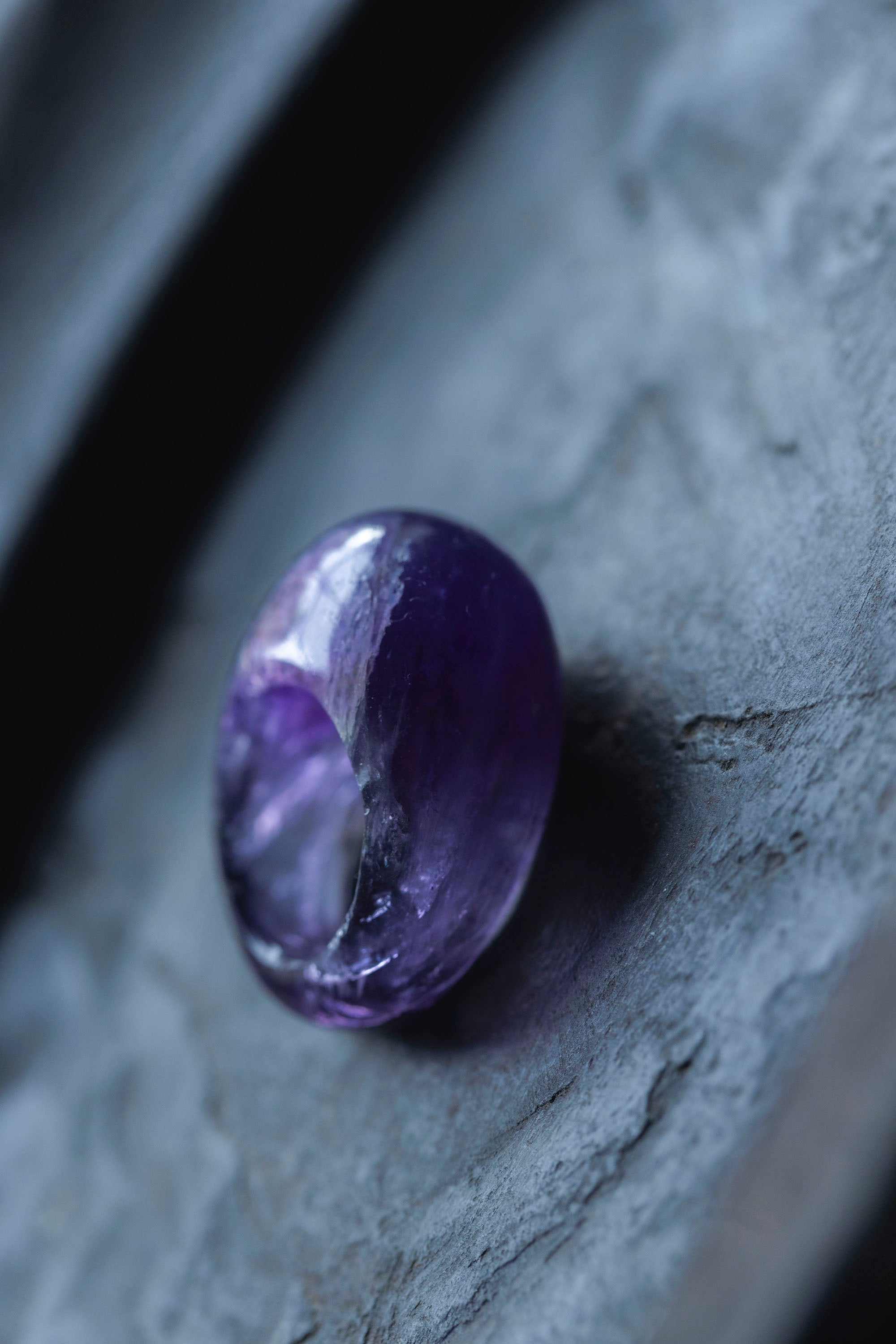 amethyst ring (round)