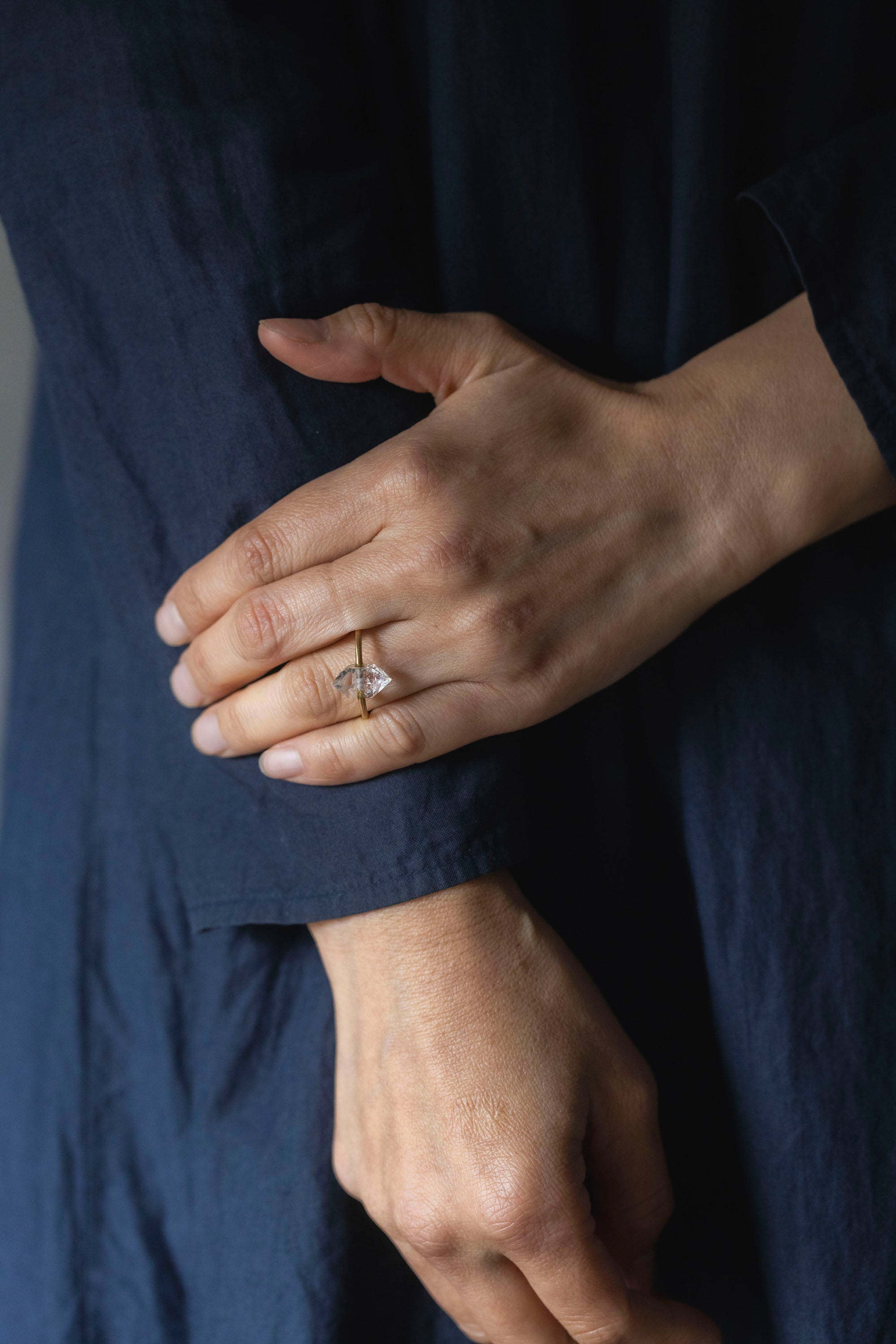 18K 1.5mm herkimer quartz rough stone ring