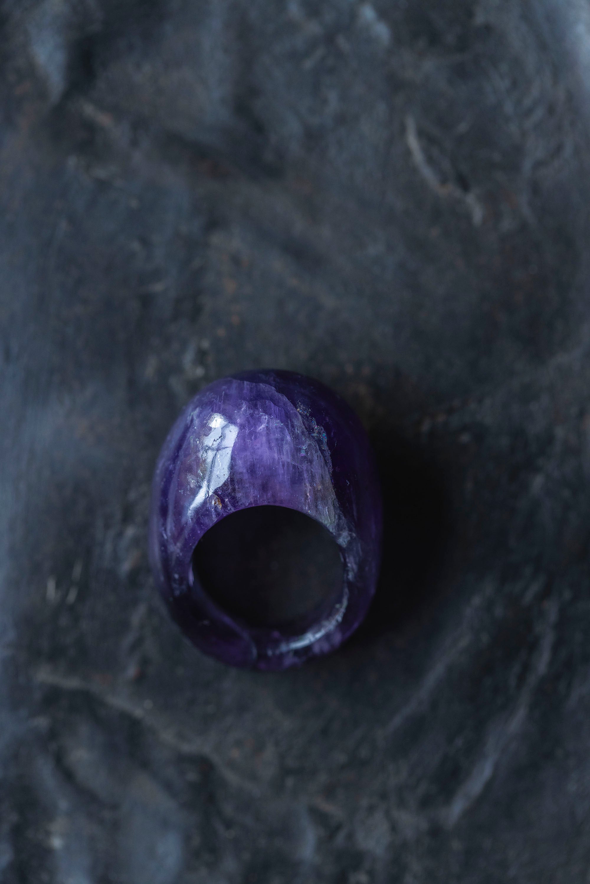 amethyst ring (round)