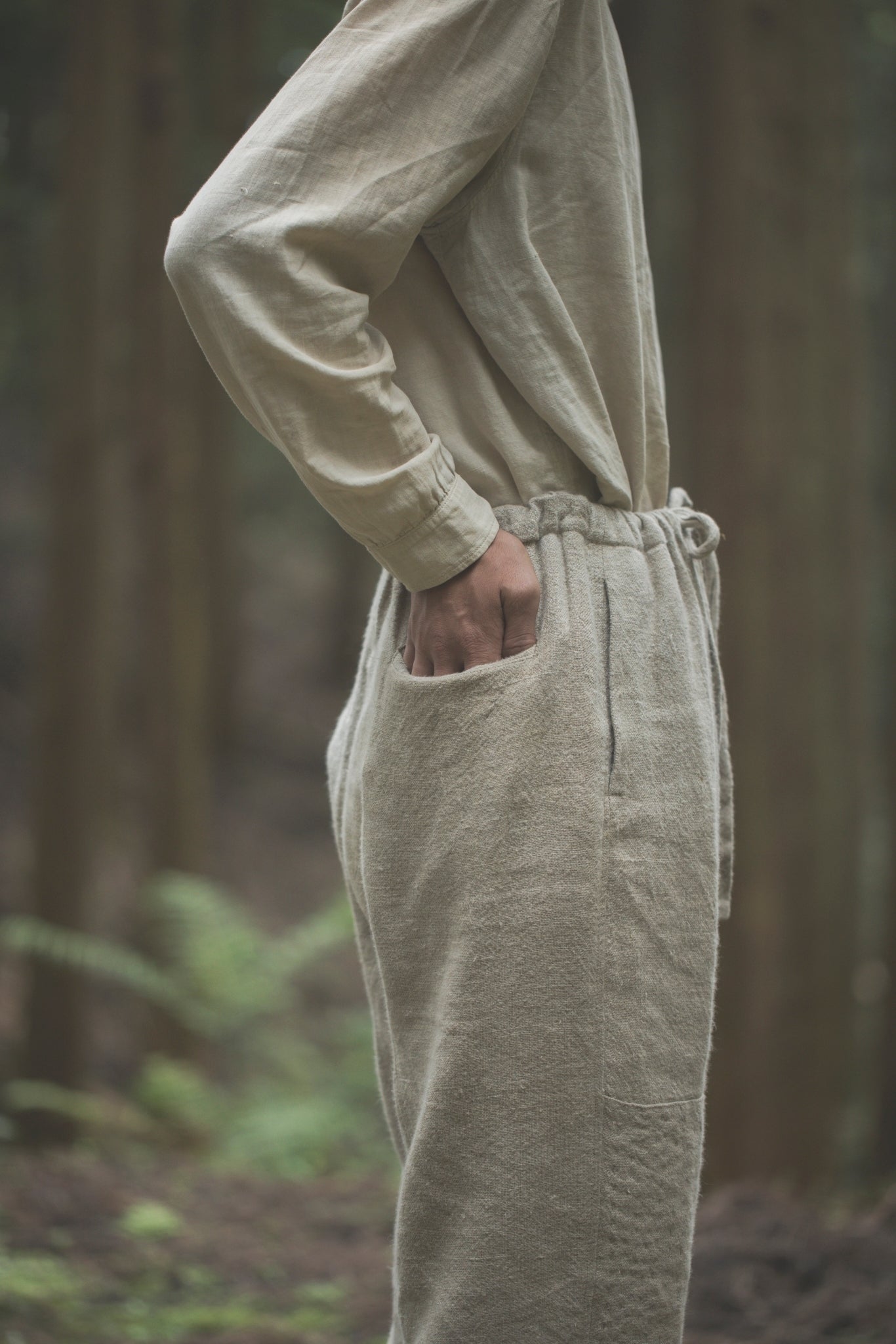 橡人ノ衣　シボリ (下衣) 亜麻