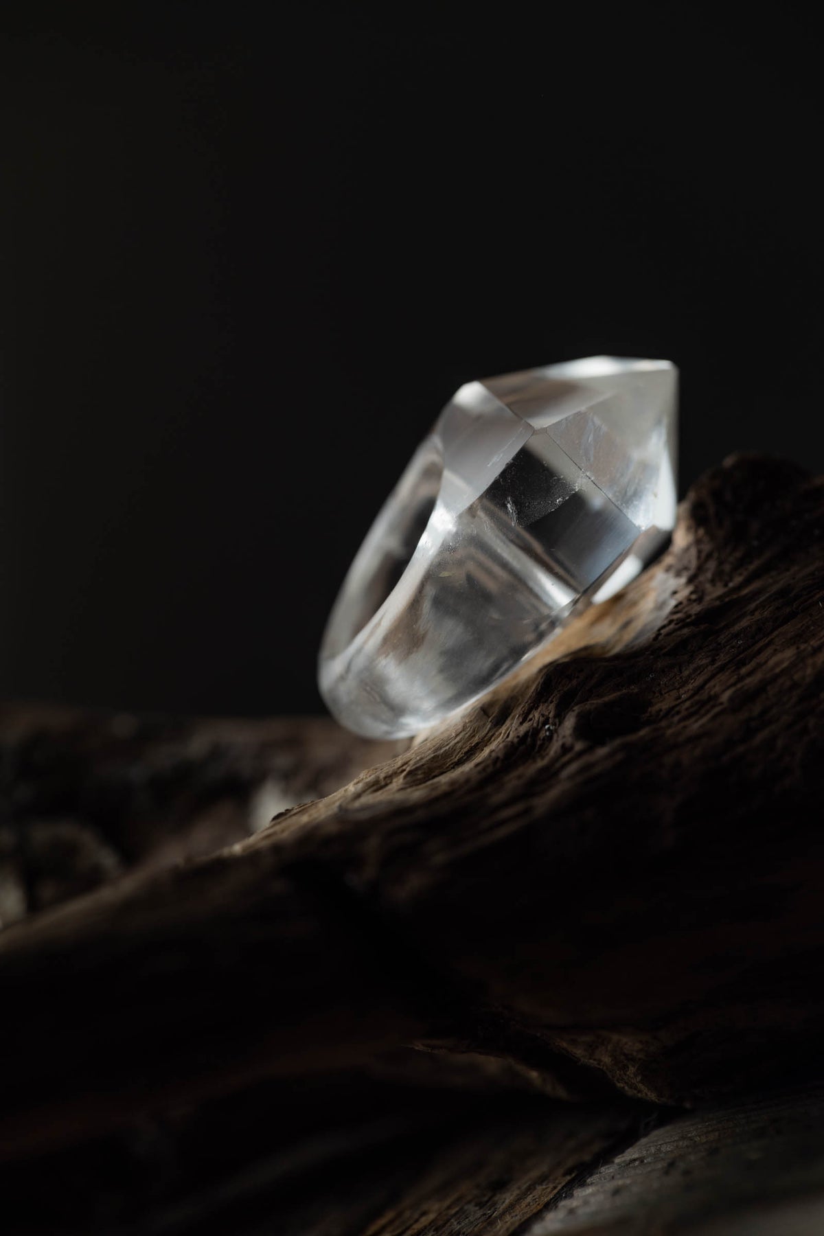 crystal ring (point)