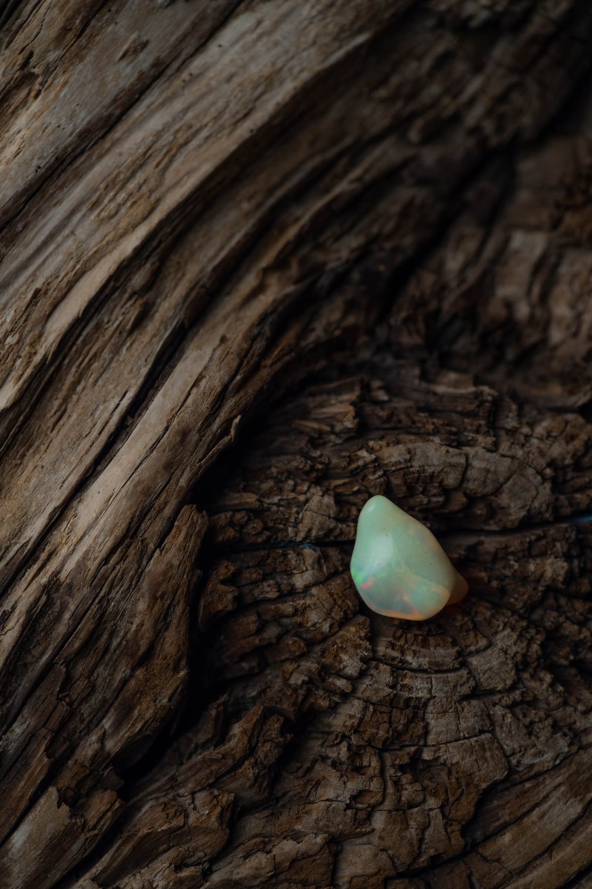 18K  opal  rough stone earring (single)