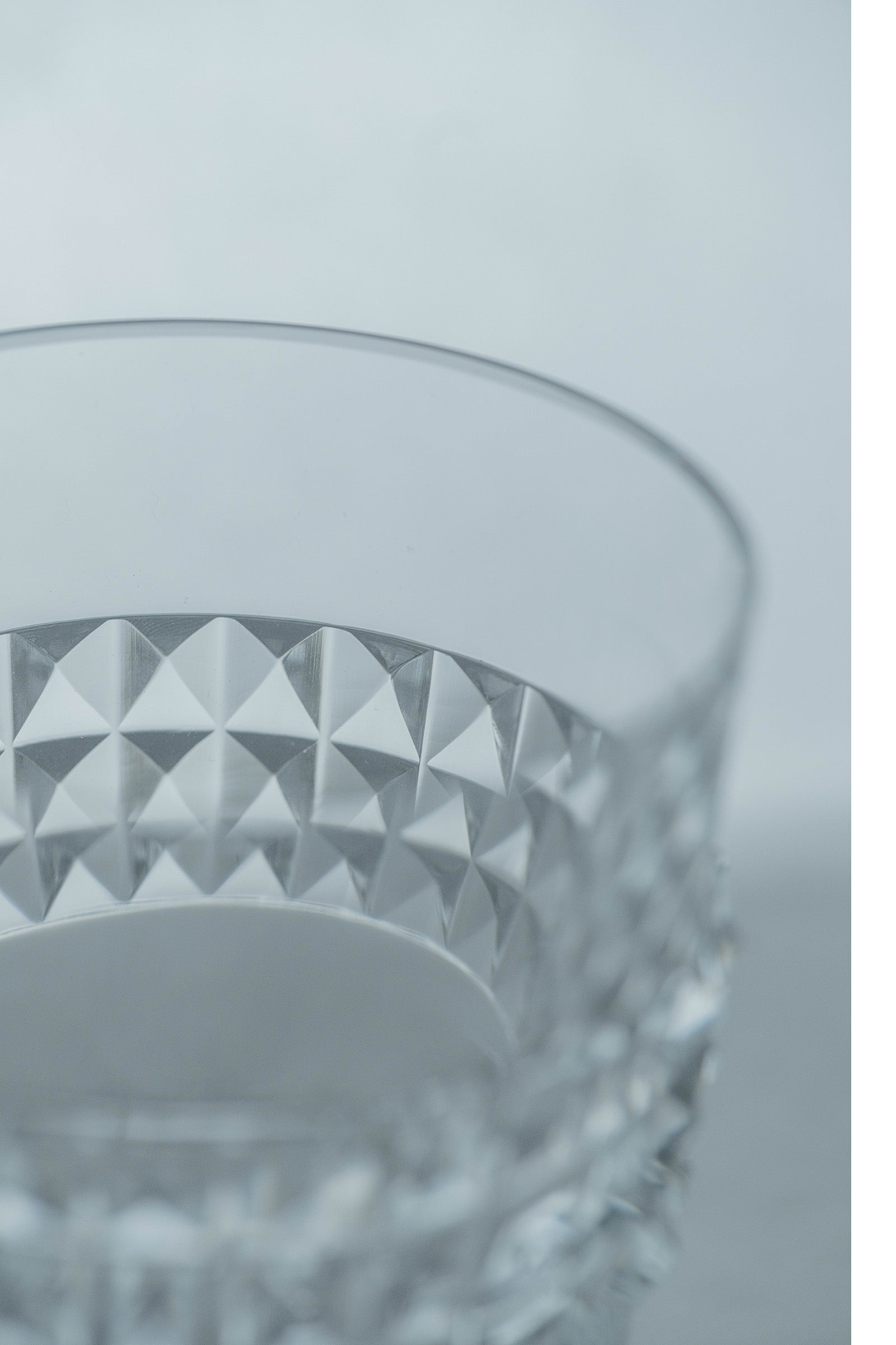 西垣 聡  Highlights rock glass  1-a