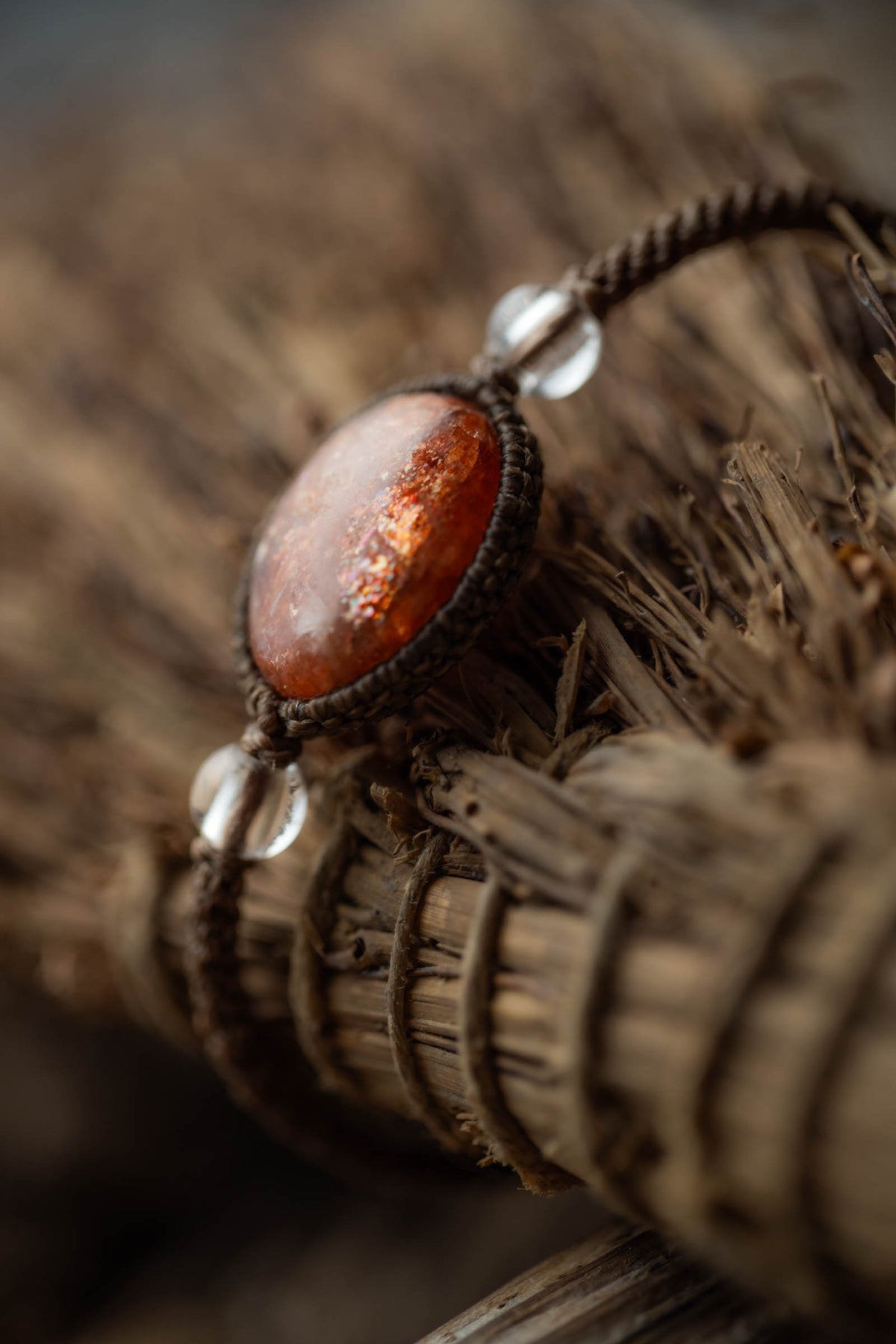 macrame bracelet (sunstone)