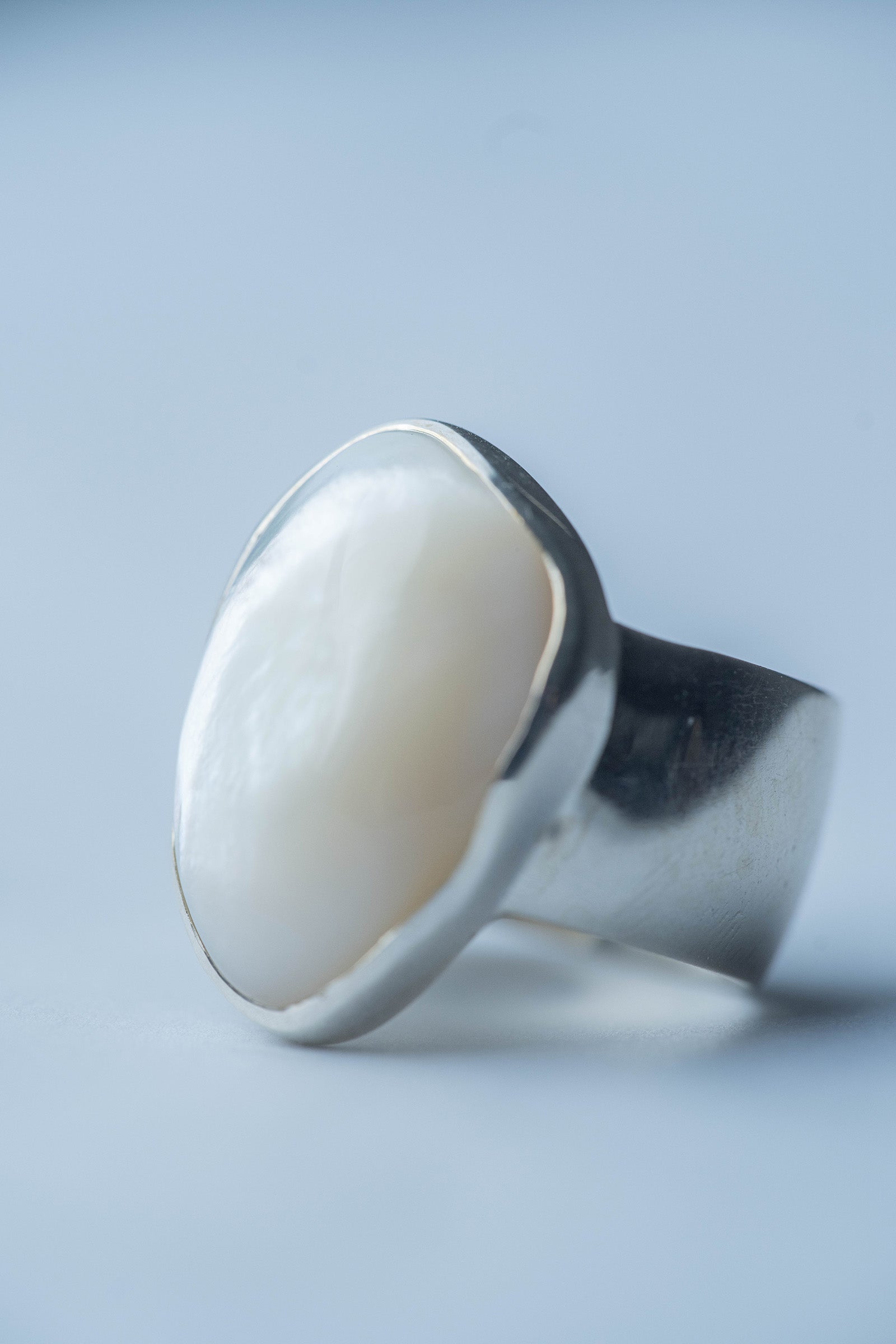 silver ring  10mm flat band   pearl
