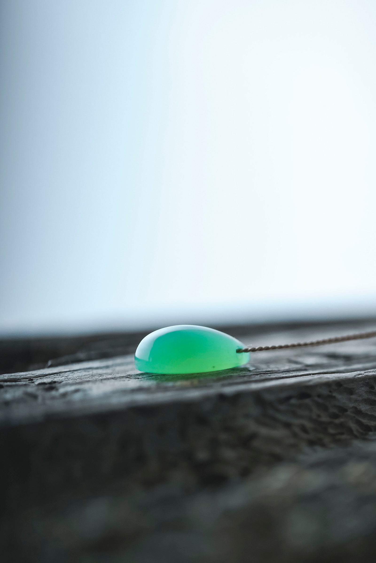 silk cord necklace (Chrysoprase)